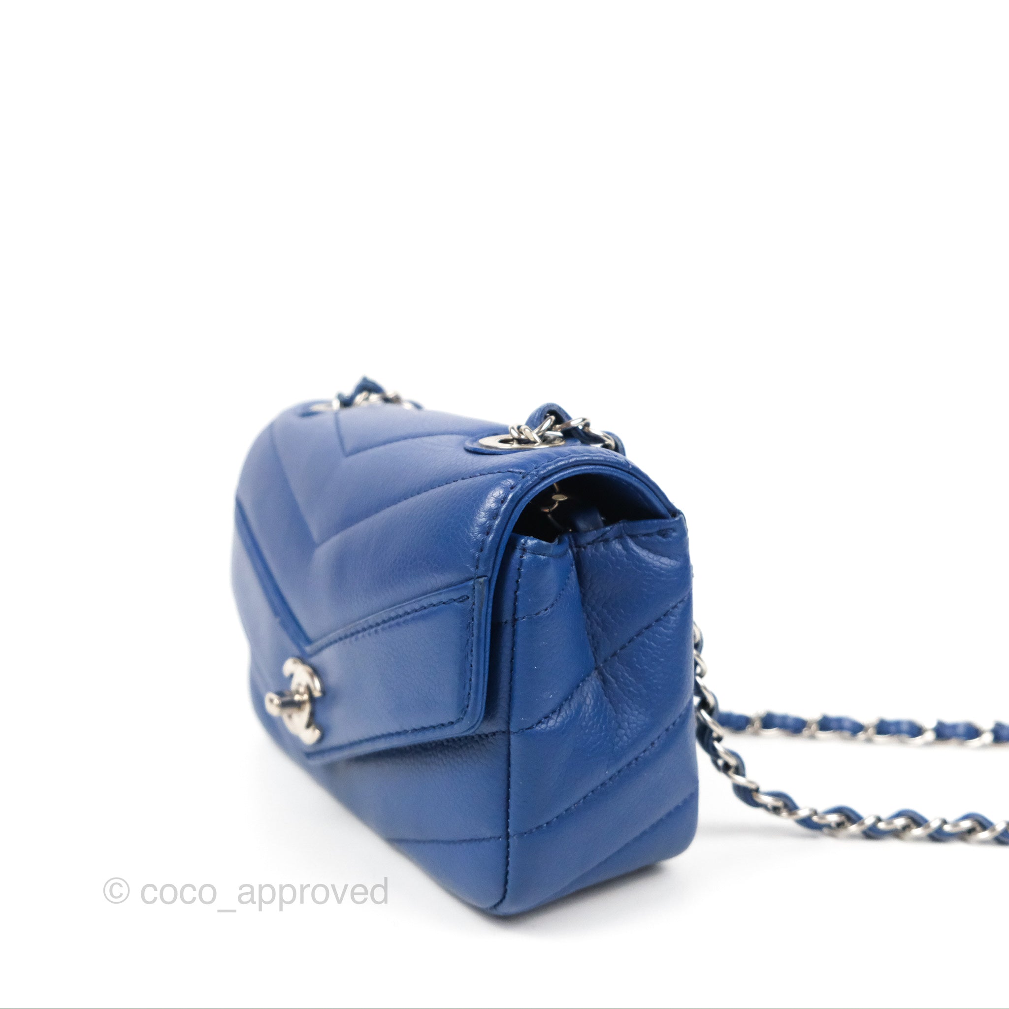 Chanel Chevron Flap Bag Blue Grained Calfskin Leather with Silver Hardware - Luxury Crossbody Purse for Women, Perfect for Date Night & Special Occasions