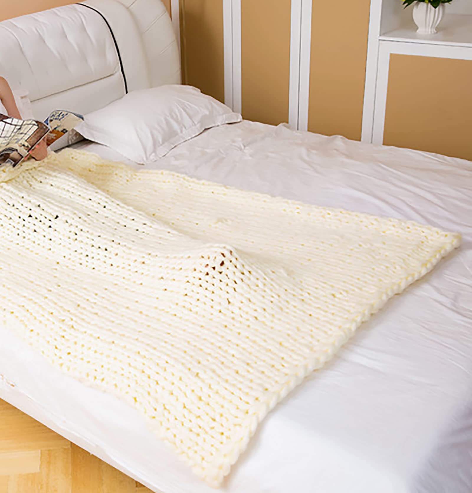 Handmade Chunky Knit Wool Throw Blanket for Sofa & Bed - Soft & Cozy 100x150cm (40x60in) Beige - Perfect Gift for Home Decor, Winter Warmth & Cozy Nights