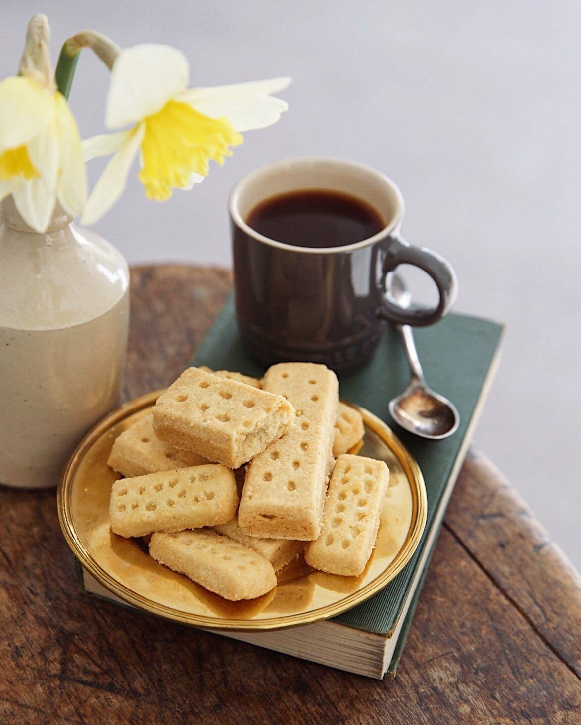 Walker's Shortbread Fingers Cookies - All Butter Scottish Shortbread Biscuits, 5.3 oz Box - Perfect for Tea Time, Gifts & Holiday Treats