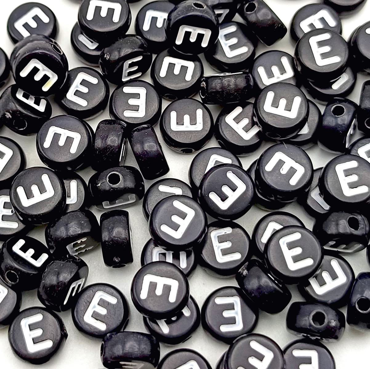Bxwoum 100PCS 4X7mm Acrylic Alphabet Letter Beads - White, Black, Multicolor Vowel E Beads for DIY Jewelry Making, Bracelets & Necklaces - Perfect for Personalized Gifts, Kids Crafts, and Friendship Jewelry Projects (1Black Flat Round-E-100PCS)