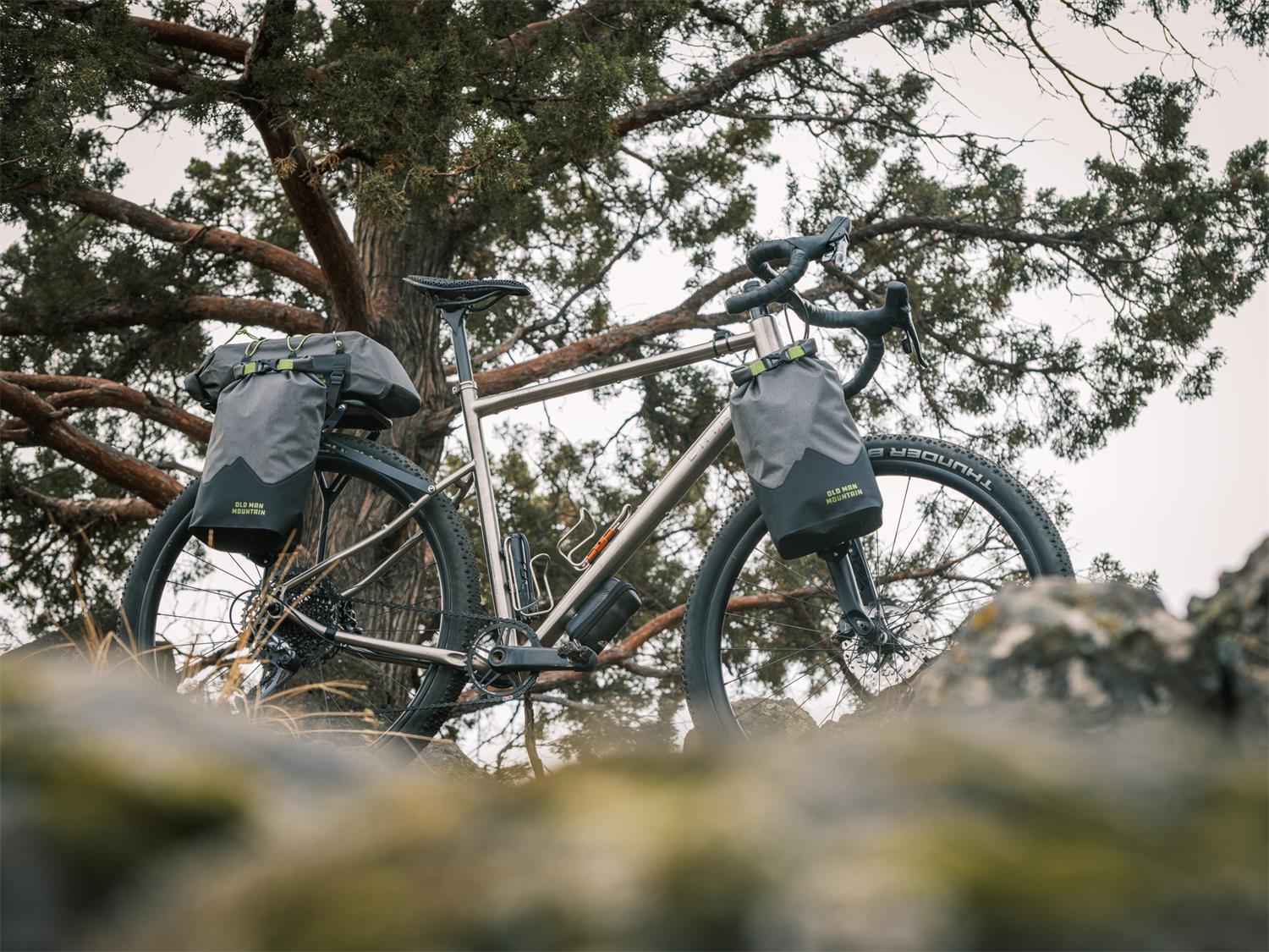 Old Man Mountain Atlas Rack Pack - Durable Bicycle Cargo Rack for Adventure & Commuting - Perfect for Bike Touring, Camping & Urban Cycling