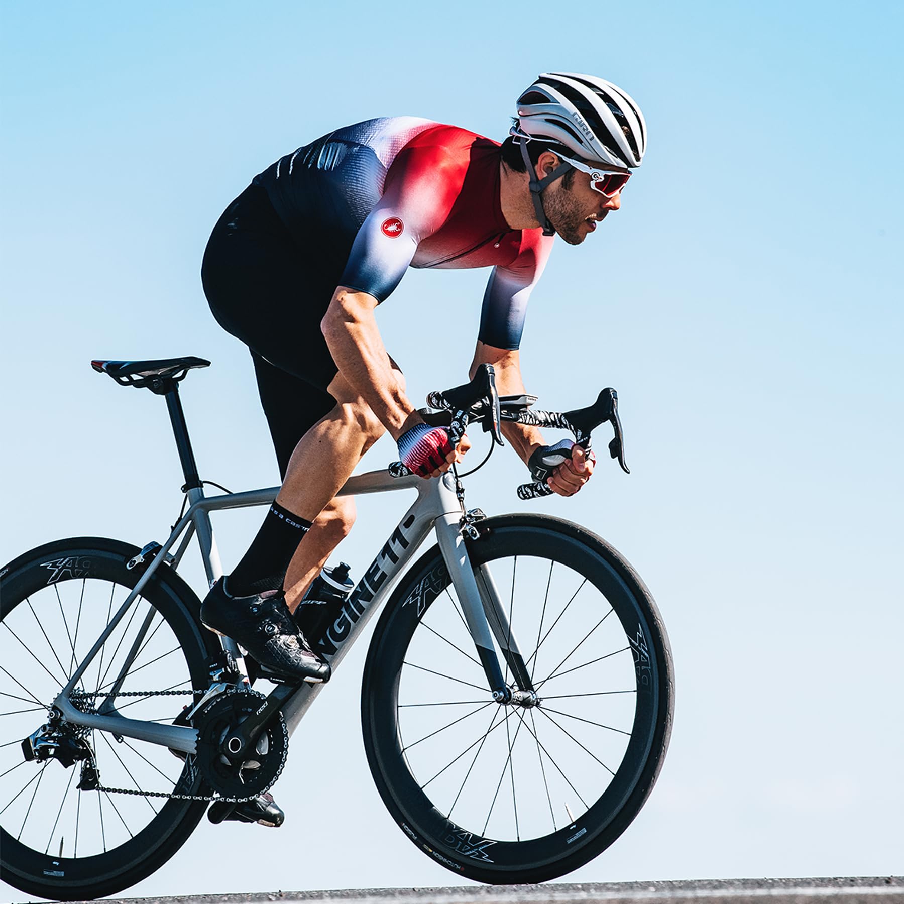 CASTELLI Men’s Free Aero RC Bibshort - Pro-Level Cycling Shorts with Premium Seat Pad for Road Biking & Competitive Racing | Perfect for Long-Distance Rides & High-Performance Training