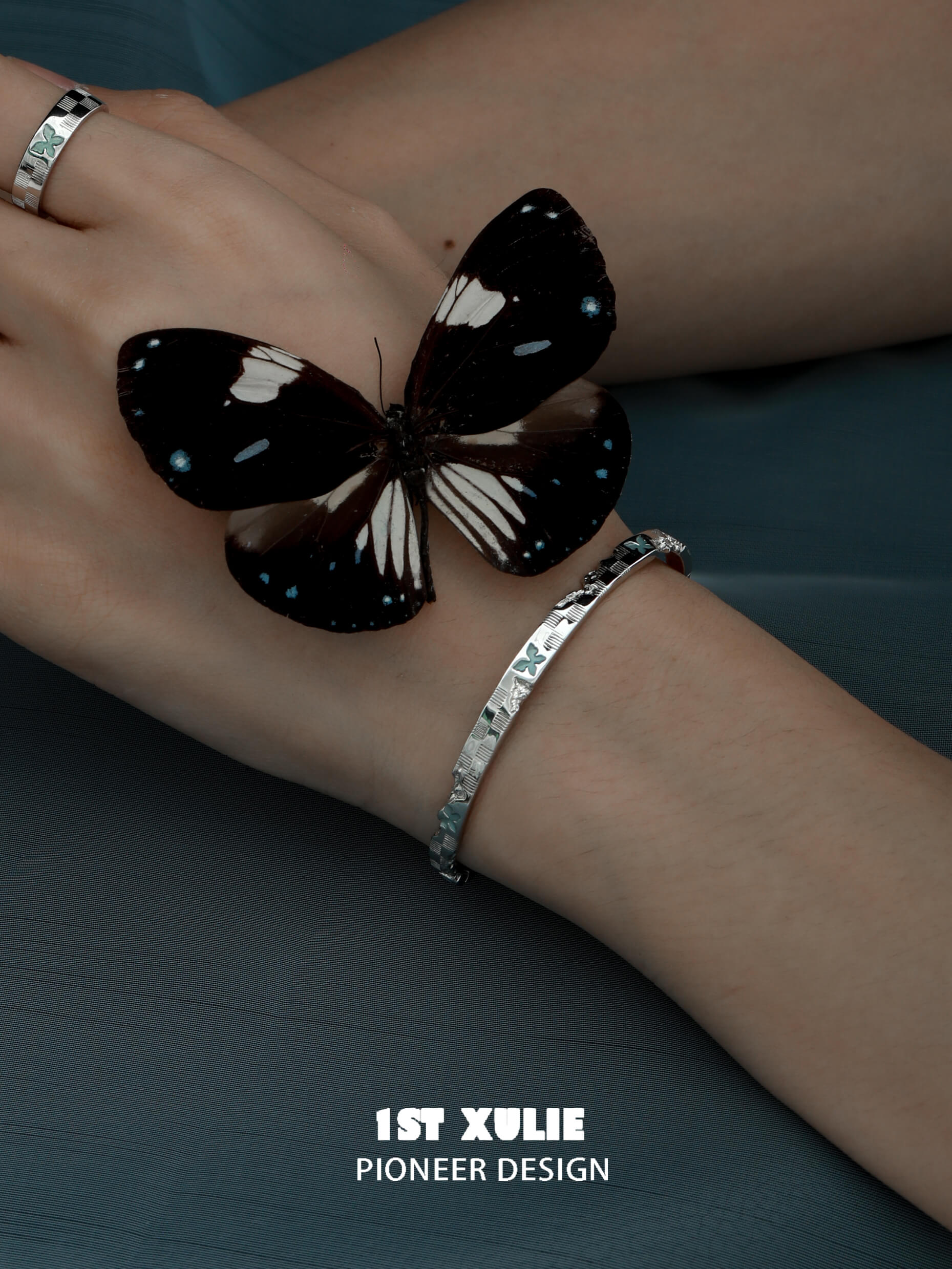 Whiterfly S925 Sterling Silver Logo Chain Bracelet for Women - Elegant & Dainty Jewelry Gift for Her - Perfect for Everyday Wear, Parties & Special Occasions