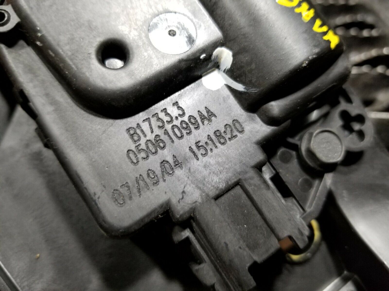 05 06 07 Dodge Magnum HVAC AC Heater Blend Door Actuator Motor - OEM Replacement Part for Temperature Control - Perfect for Car AC Repair & Climate System Maintenance