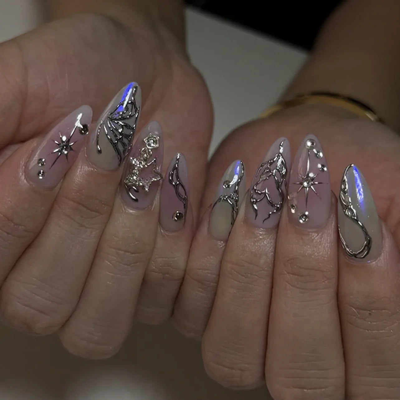 3D Gold Glitter Press on Nails - 24Pcs Almond Shape Fake Nails with Detachable Stiletto Tips | Spice Girls Inspired False Nails for Parties, Weddings & Special Occasions
