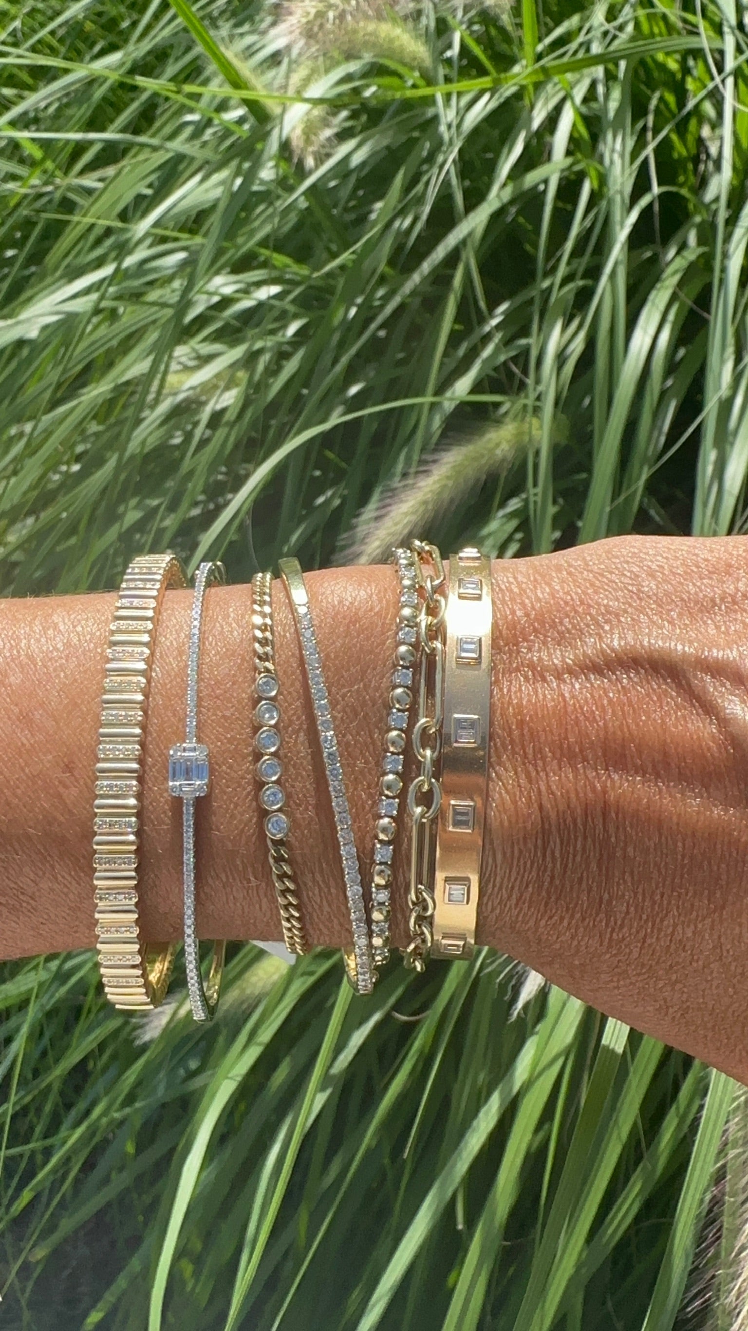 The Everly Diamond Bangle - Elegant 14K Gold Plated Bracelet for Women, Perfect for Weddings, Anniversaries & Special Occasions