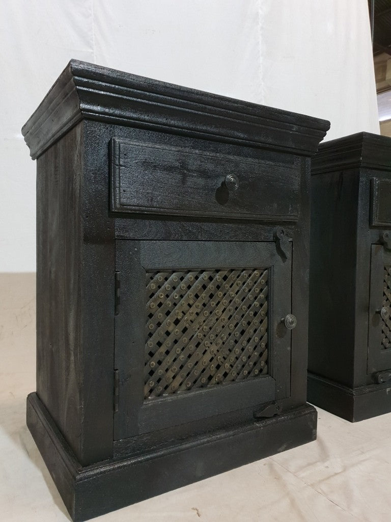 Hand Carved Solid Wood Jali One Door One Drawer Bedside Cabinet - 22x16x28 Inches (56x40x70cm) - Elegant Nightstand for Bedroom, Living Room & Office Storage