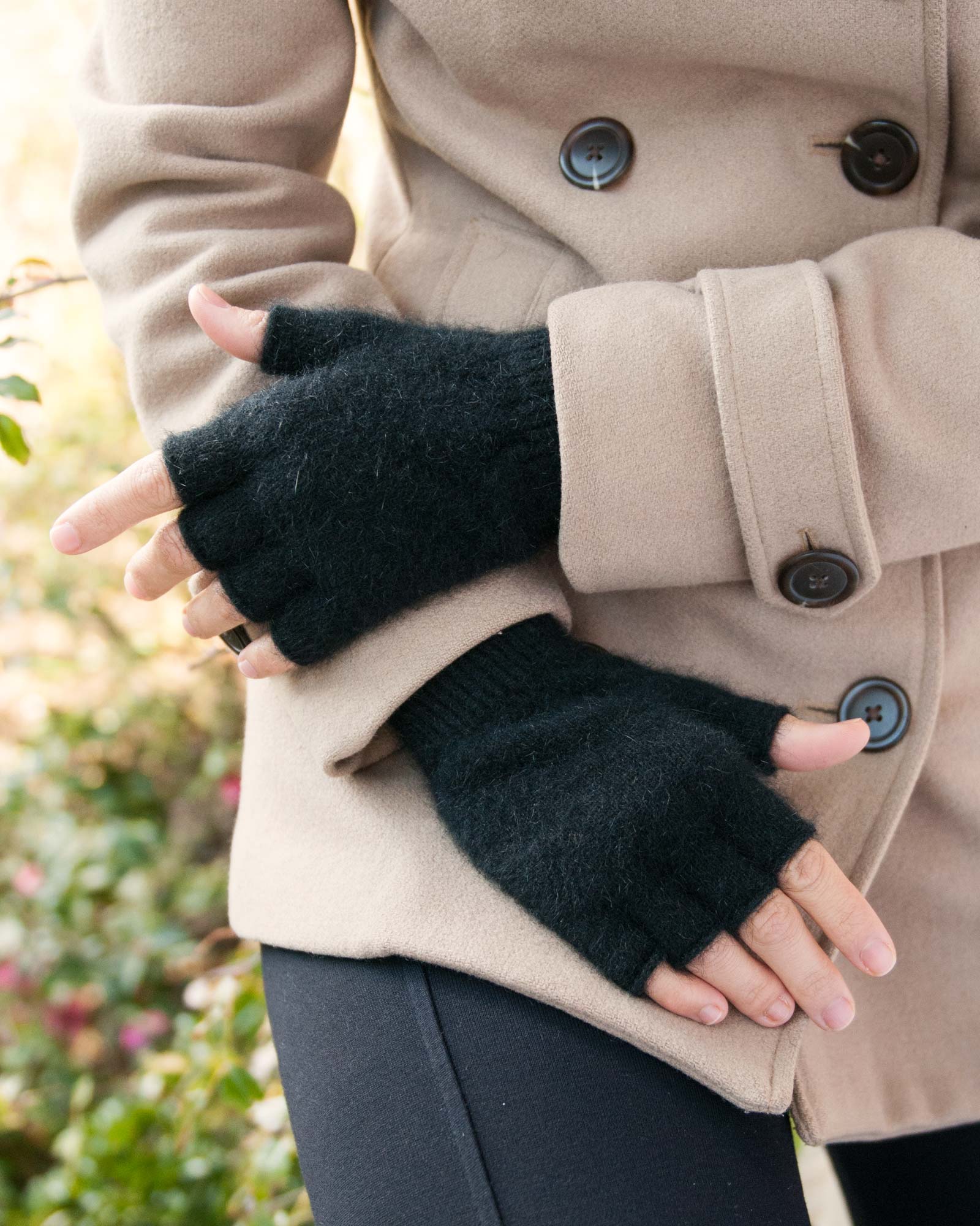 Black Unisex Fingerless Gloves - Premium Possum Merino Wool Blend - NX103 - Perfect for Outdoor Activities, Cycling & Cold Weather