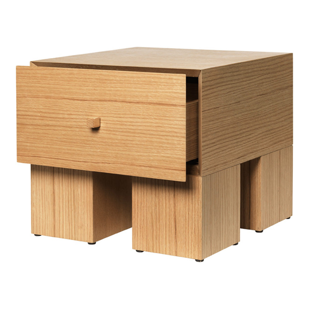Modern Kuben Bedside Table with 1x1 Storage - Compact Nightstand for Small Spaces, Bedroom, Living Room, or Office - Perfect for Holding Books, Lamps, and Essentials
