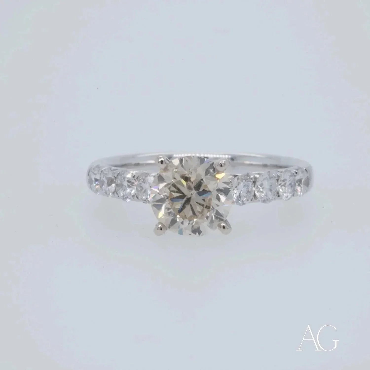 Eternal Love 18k White Gold Diamond Ring - 1.35ct Round Cut Solitaire Engagement Ring for Women | Perfect for Proposals, Anniversaries & Romantic Gifts