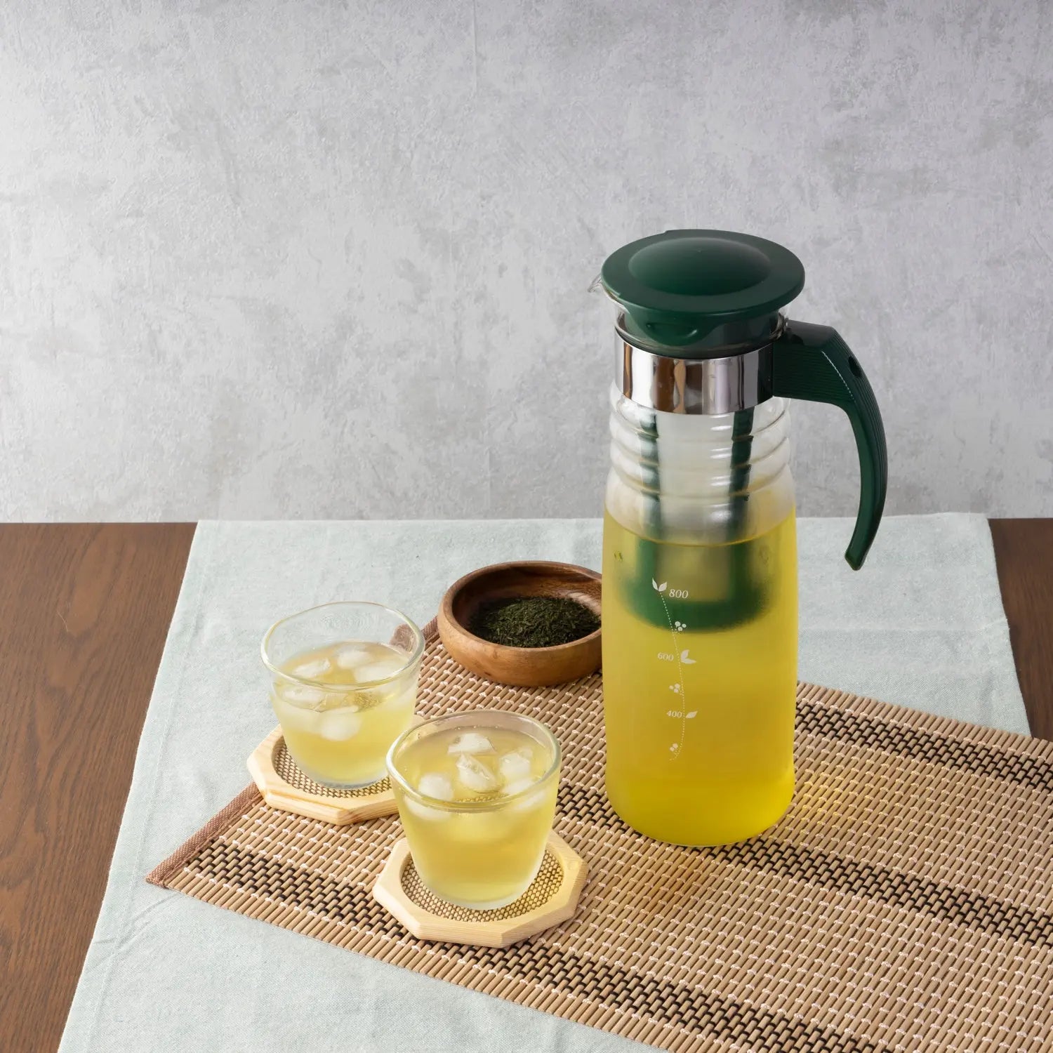 Hario 1.2L Heat-Resistant Glass Iced Tea Maker with Handle - Perfect for Brewing Cold Brew Tea, Iced Coffee & Refreshing Summer Drinks at Home or Office