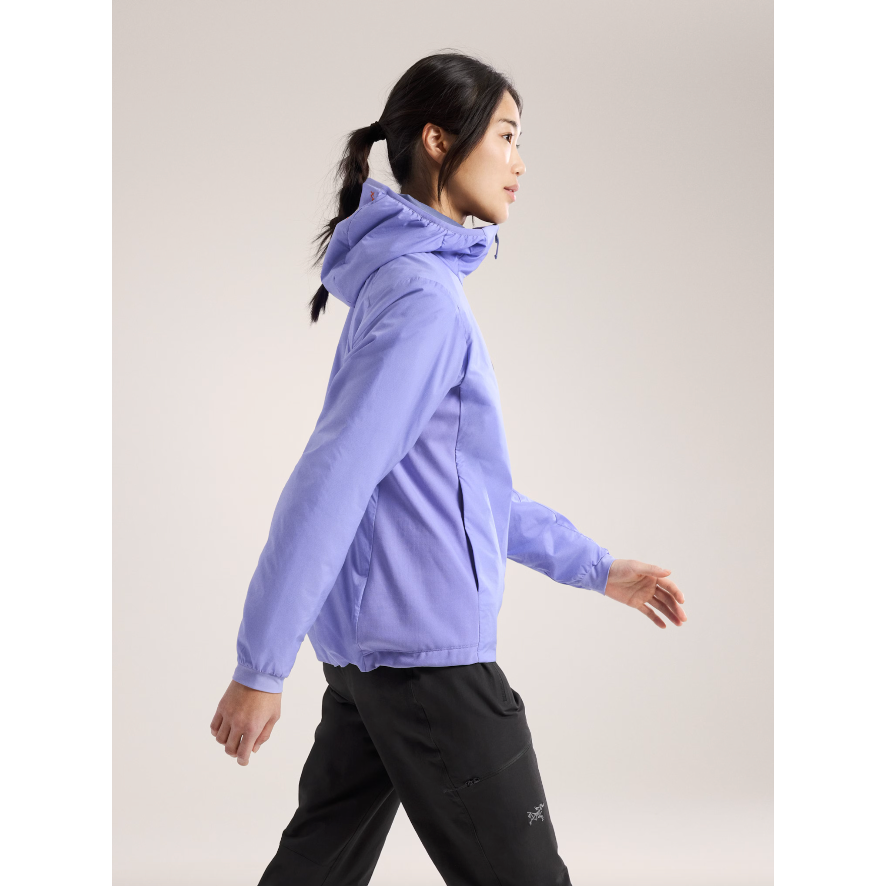 Arc'teryx Women's Atom Hoody - Lightweight Insulated Jacket for Hiking & Outdoor Activities | Water-Resistant & Breathable Winter Coat for Women