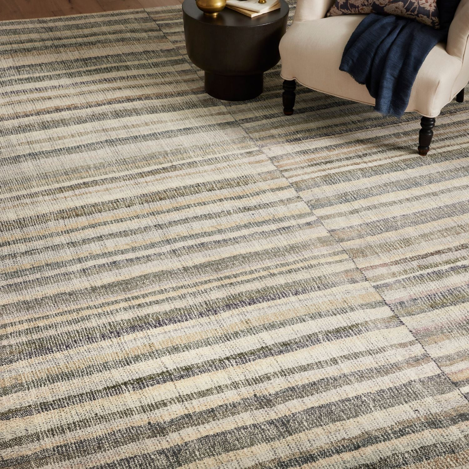 Chris Loves Julia x Loloi Humphrey Natural & Moss Rug - Soft Bohemian Area Rug for Living Room, Bedroom & Dining Room - Eco-Friendly Jute Blend Home Decor