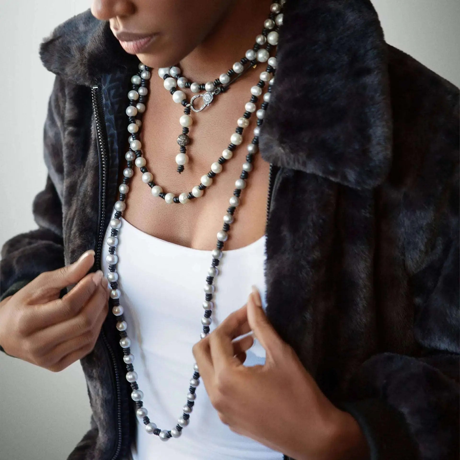 Elegant Classic Knotted Pearl and Leather Necklace with Tail - Perfect for Weddings, Parties & Everyday Fashion Accessories