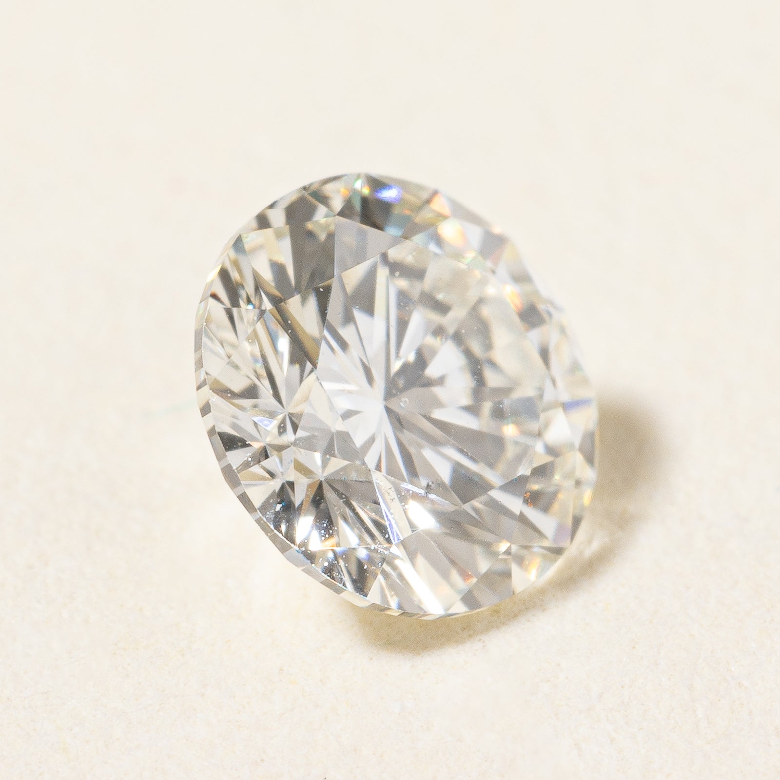 0.56ct Round Brilliant Cut Loose Diamond for Engagement Rings & Fine Jewelry | GIA Certified Natural Diamond | Ideal Cut, D Color, VS1 Clarity | Perfect for Wedding Bands, Earrings & Pendants