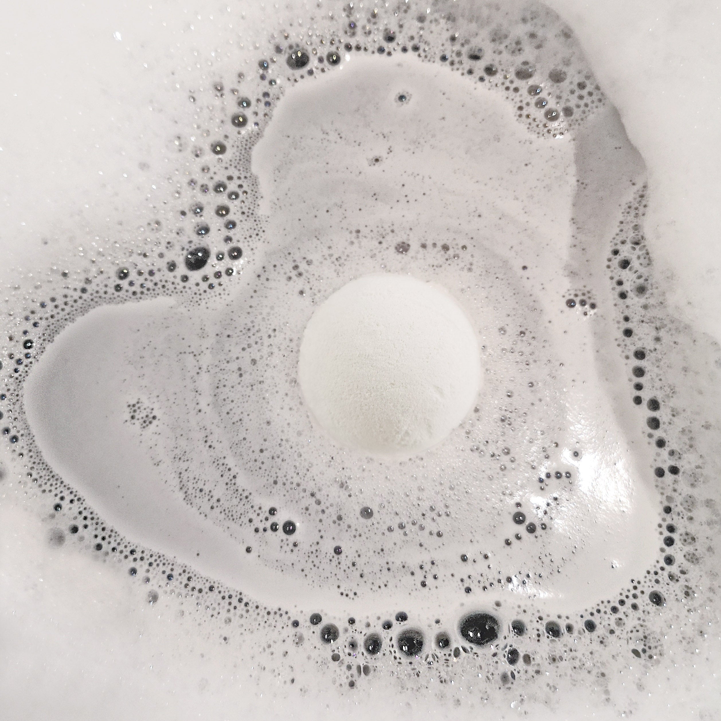 Di Palomo White Grape & Aloe Bath Bomb - Luxury Spa Gift for Relaxation & Skin Care - Perfect for Self-Care, Stress Relief & Romantic Bath Time