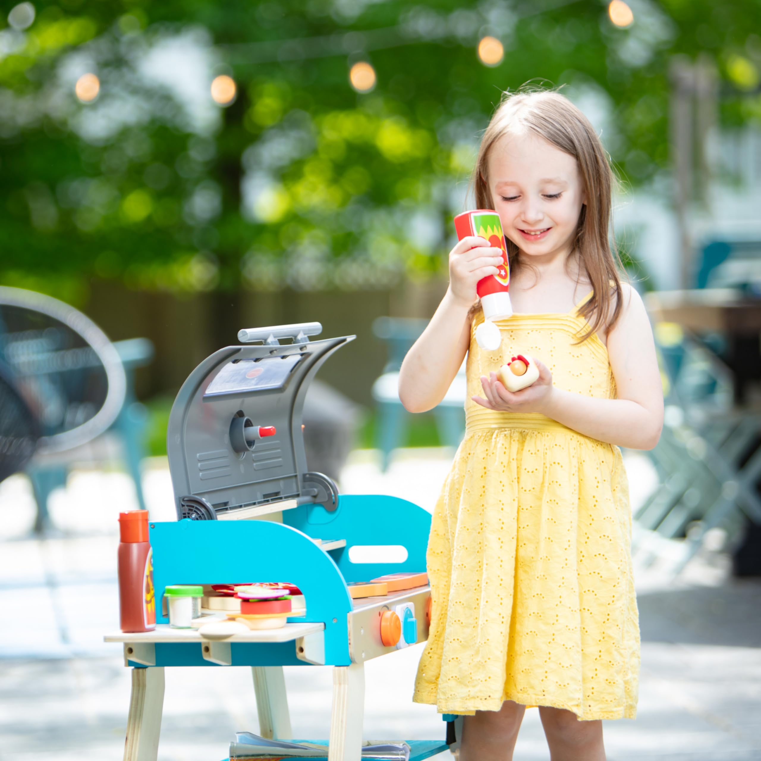 Melissa & Doug Wooden Deluxe BBQ Grill, Smoker & Pizza Oven Pretend Play Kitchen Toy for Kids - FSC Certified Wooden Toy for Outdoor & Indoor Pretend Cooking Play