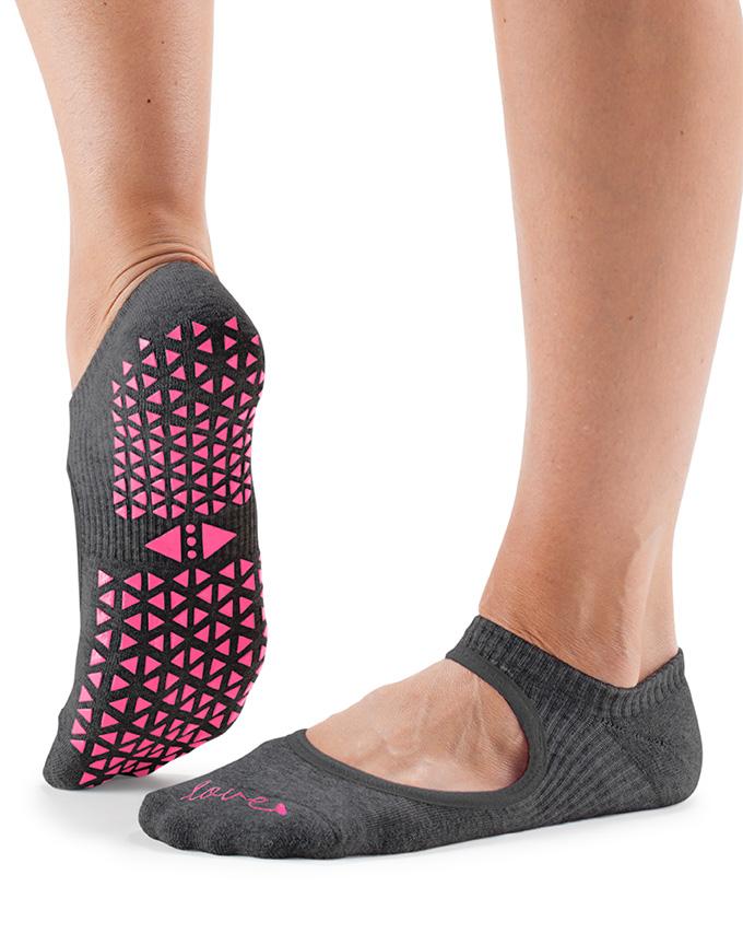 Tavi Noir Chey Grip Socks - Non-Slip Yoga Socks for Women, Pilates, Barre & Workout - Breathable & Comfortable Anti-Skid Socks for Home, Studio & Gym Use