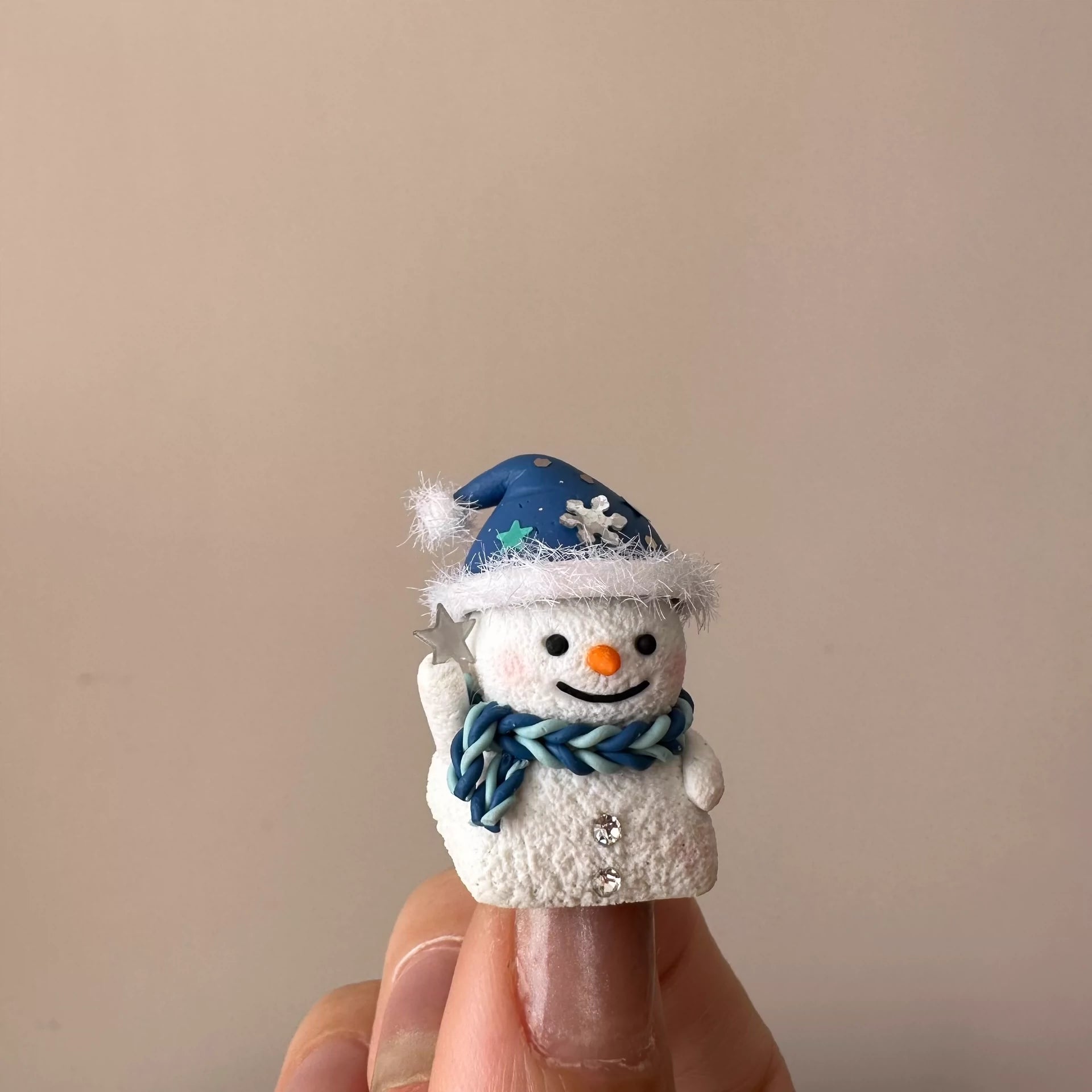 Christmas Snowman Mechanical Keyboard Keycaps - Handmade Soft Clay Custom Keycaps for Gaming & Typing | Perfect Gift for Gamers & Christmas Decor