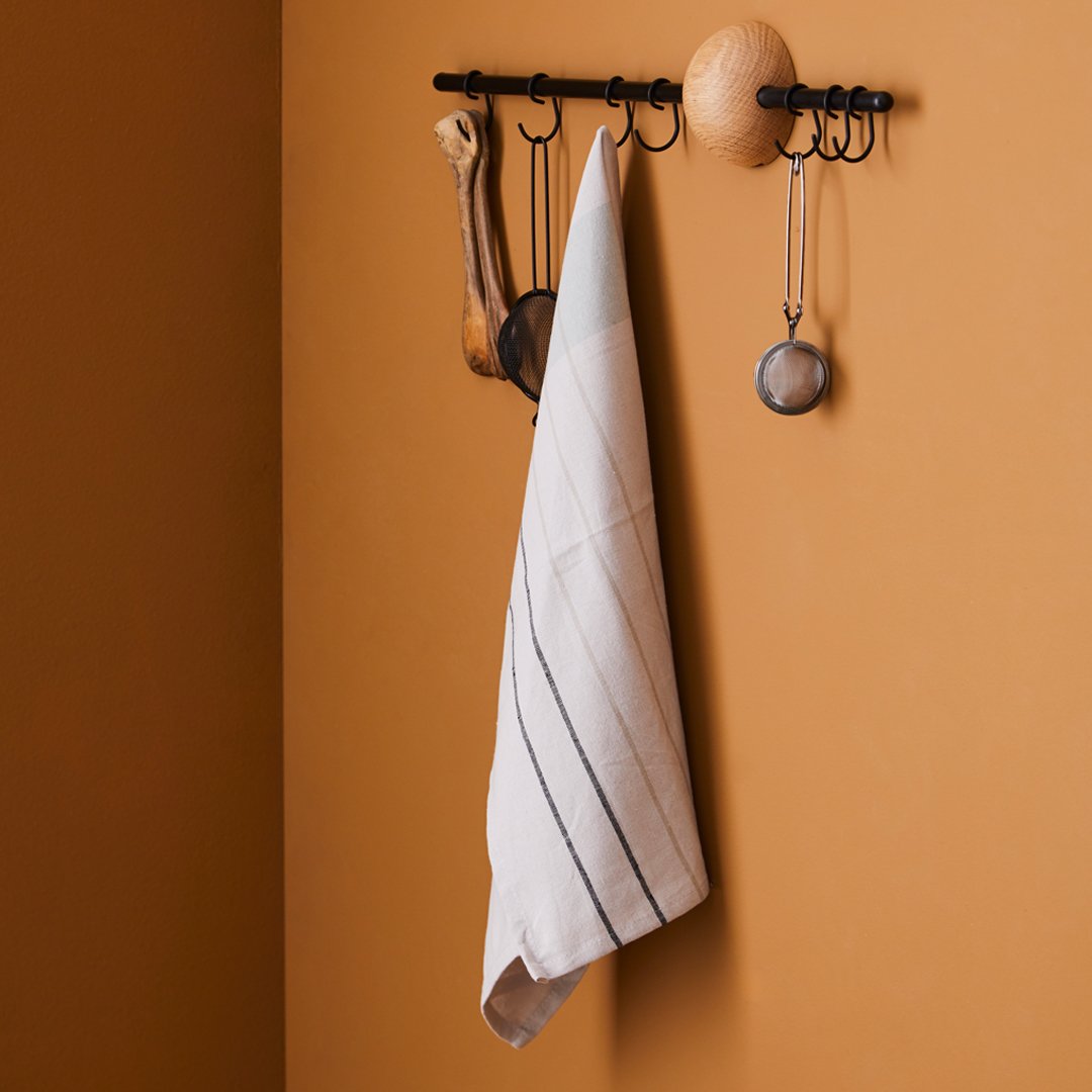 Jeannette Holdgaard Hoop Rack Wood - Stylish Wall-Mounted Jewelry Organizer for Earrings, Necklaces & Bracelets - Perfect for Bedroom, Bathroom or Closet Organization