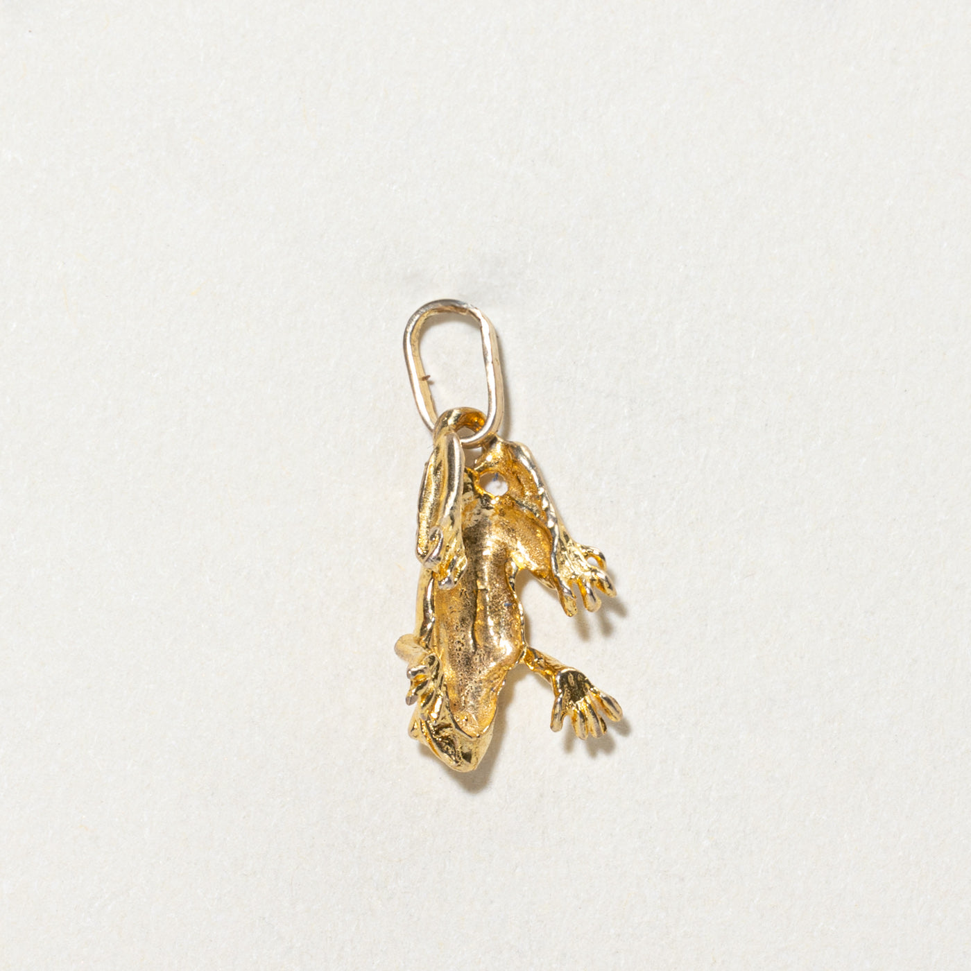 14K Yellow Gold Frog Charm Pendant - Elegant Jewelry for Necklace, Bracelet & Gift - Perfect for Birthdays, Anniversaries & Animal Lovers
