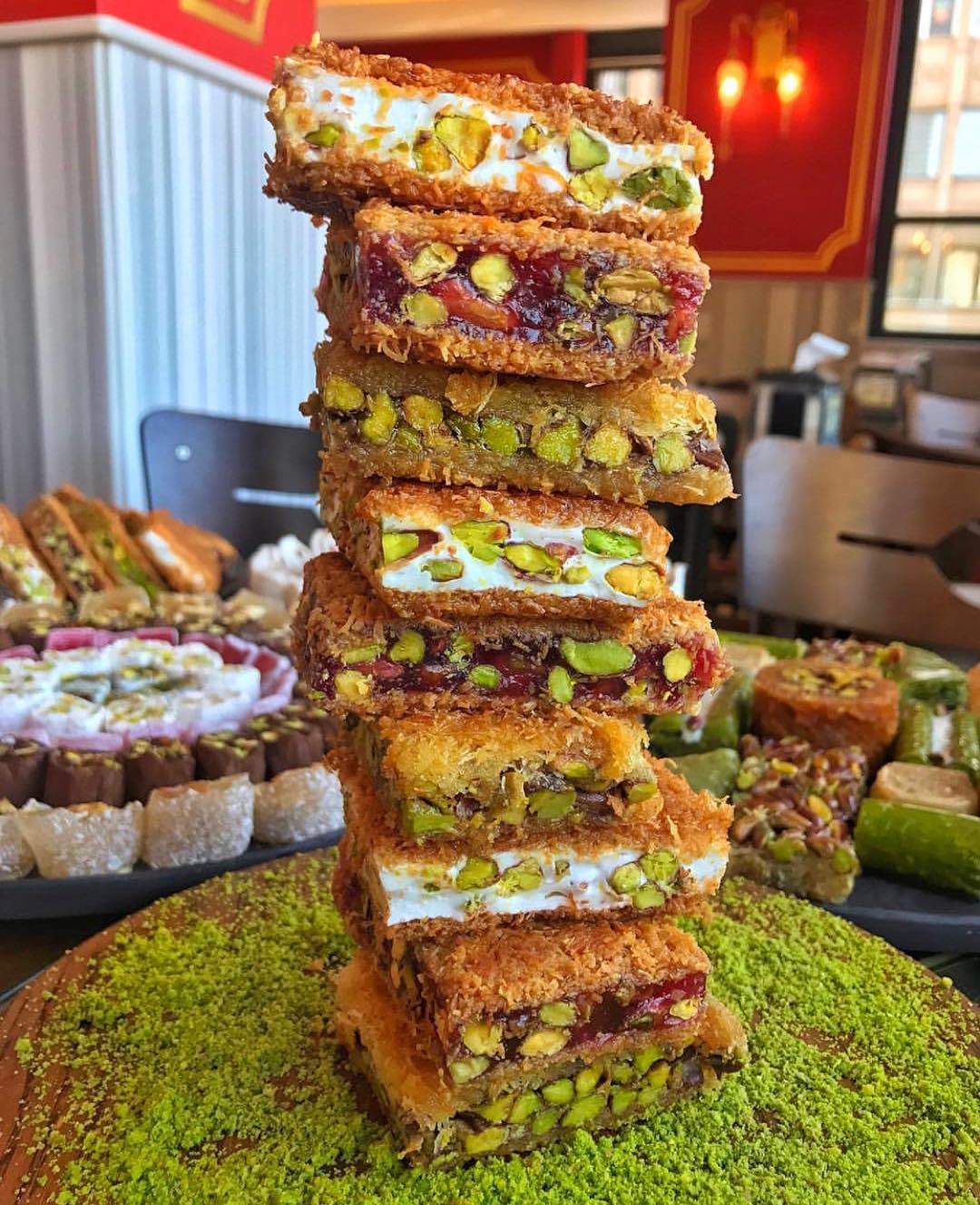 Hafiz Mustafa 1864 Istanbul Turkish Delight & Ottoman Kadaifi Dessert Snacks - Pistachio, Pomegranate, Milk Flavored Turkish Sweets Tray - Perfect Gift for Birthday, Christmas, Holidays - Ideal for Parties, Tea Time & Gourmet Treats