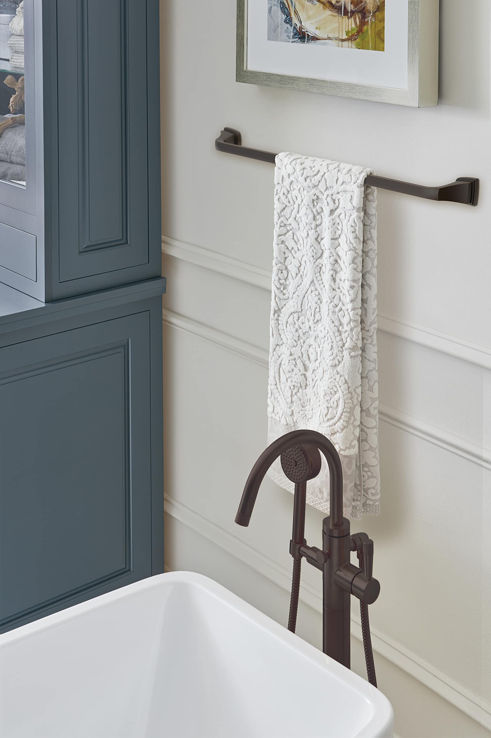 Amerock BH36034ORB Oil Rubbed Bronze 24-Inch Towel Bar - Bathroom Towel Rack Holder for Hand & Bath Towels - Durable Bath Hardware & Accessories - Perfect for Bathrooms, Spas & Guest Rooms