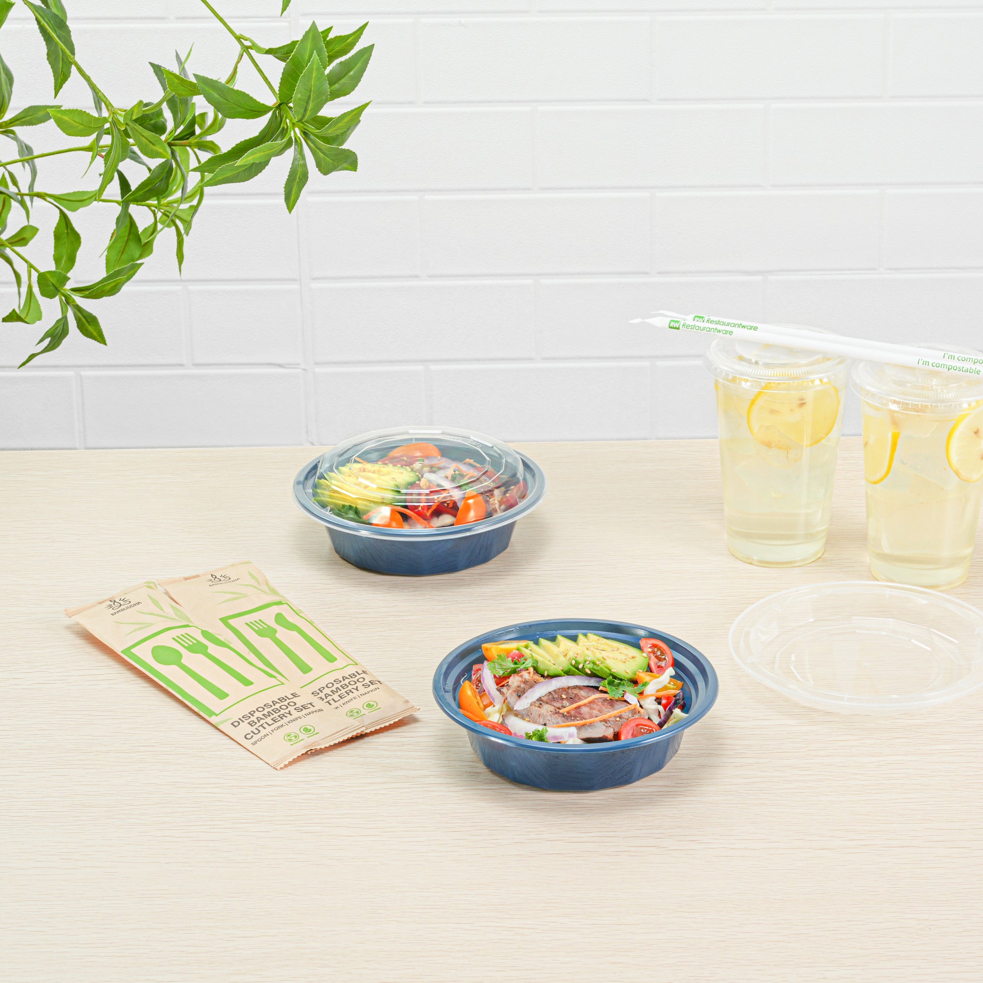 16 oz Midnight Blue Round Plastic Takeout Containers with Clear Lids - Microwave Safe (6.25