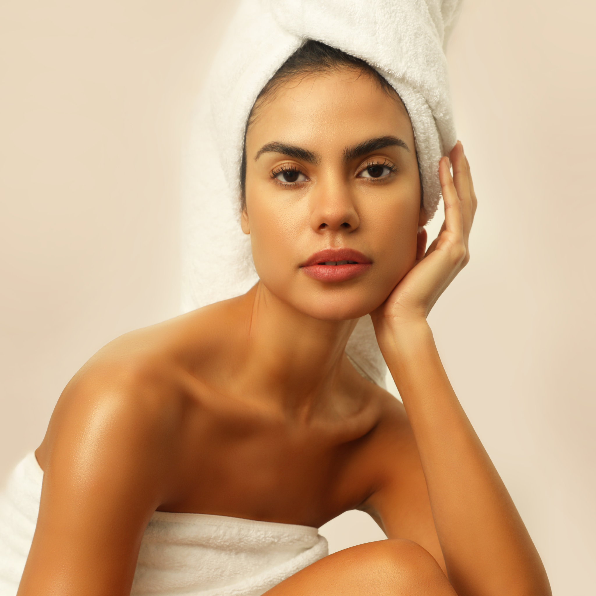 Enchanted Island Body Glow Wash - Hydrating Shower Gel with Natural Oils for Soft, Radiant Skin | Perfect for Spa Nights, Beach Trips & Self-Care Rituals