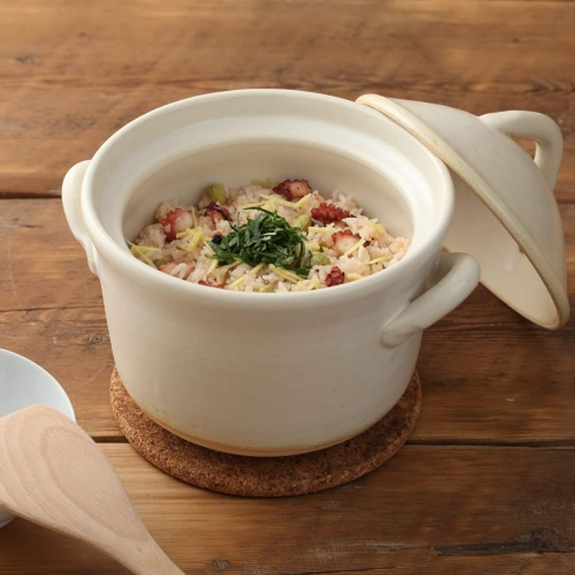 Premium Japanese Donabe Clay Rice Cooker Pot - 3 Go (2200cc) Traditional White Ceramic for Perfect Stovetop Rice, Hot Pot & Stews - Ideal for Home Cooking & Japanese Cuisine