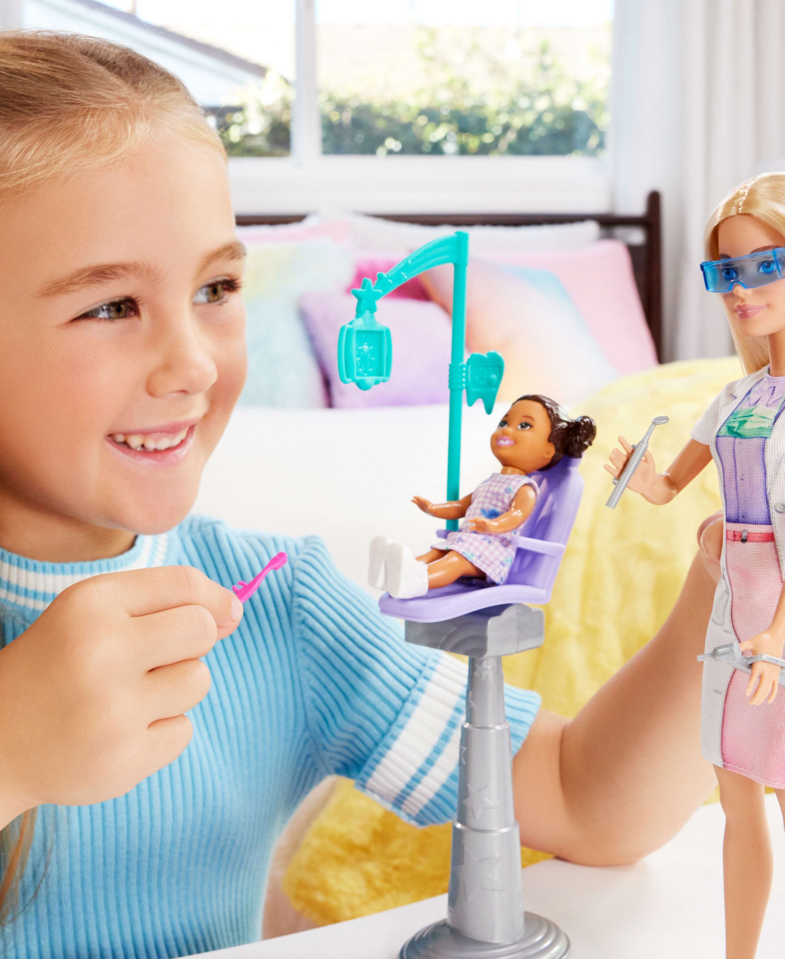 Barbie Dentist Playset with Blonde Doll, Kid Patient & Dental Tools - Fun Pretend Play for Kids' Dental Health Education