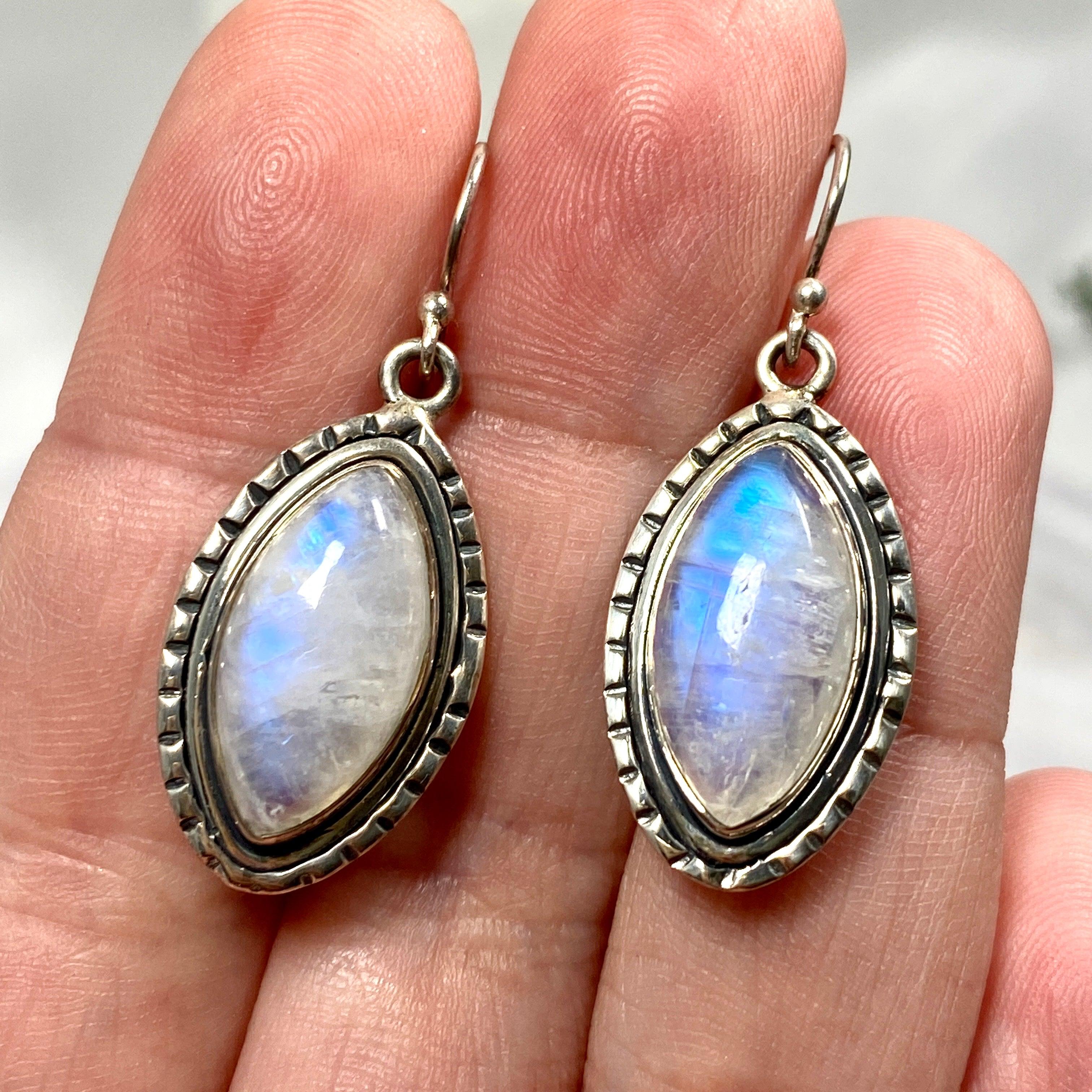 Moonstone Teardrop Earrings for Women – Genuine Gemstone Dangle Earrings – Elegant Jewelry Gift for Birthday, Anniversary & Special Occasions – Perfect for Weddings, Parties & Everyday Wear