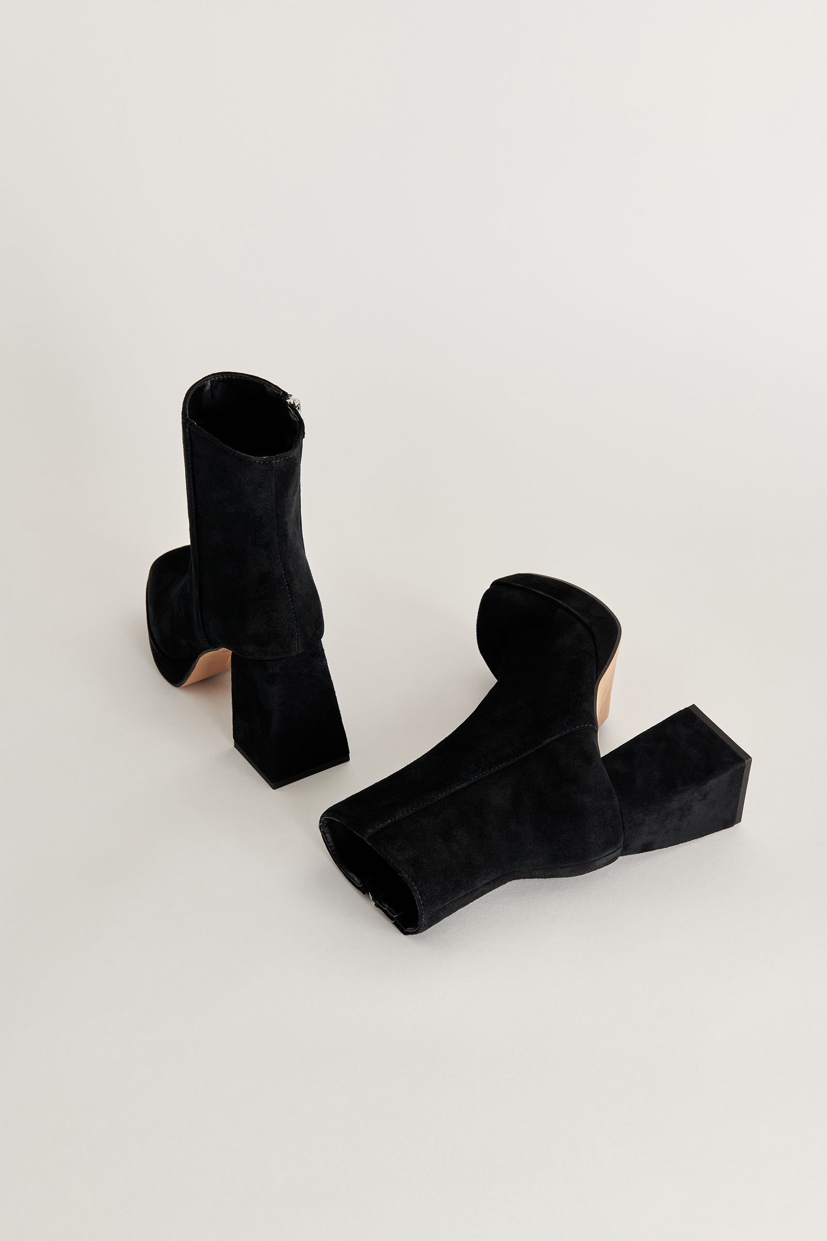 ULYSES Black Suede Boots for Men & Women - Waterproof & Comfortable Ankle Boots for Hiking, Outdoor, and Casual Wear