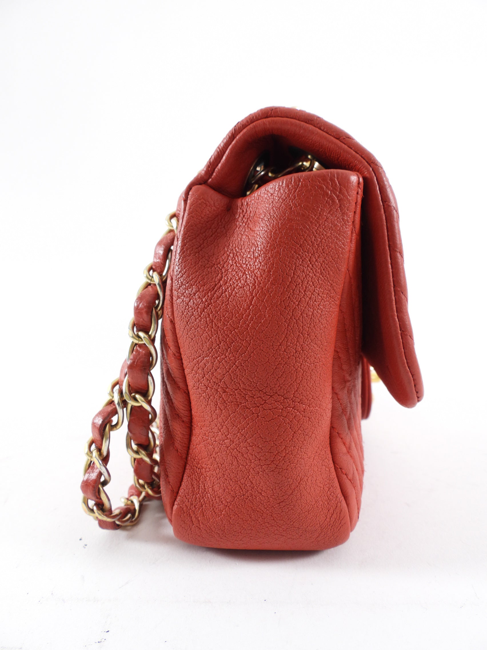 Chanel Chevron Quilted Small Flap Bag in Red - Luxury Crossbody Purse for Women, Perfect for Date Night & Special Occasions