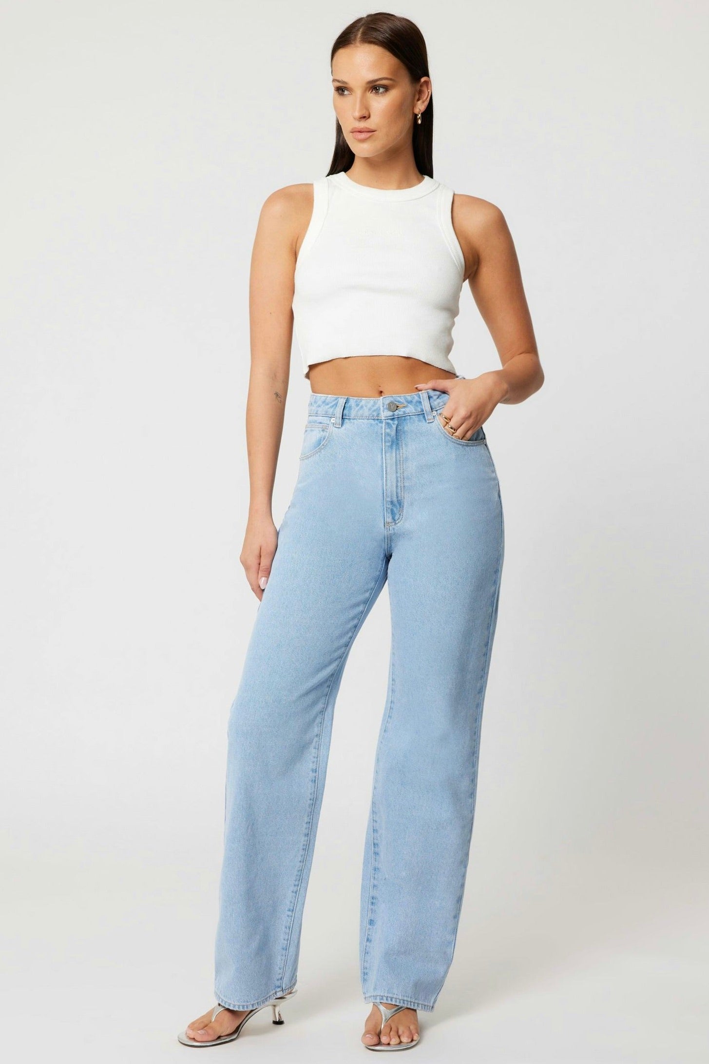 Carrie Kendall Women's Light Blue High Waist Wide Leg Jeans - Comfortable Stretch Denim Pants for Casual Wear & Everyday Outfits