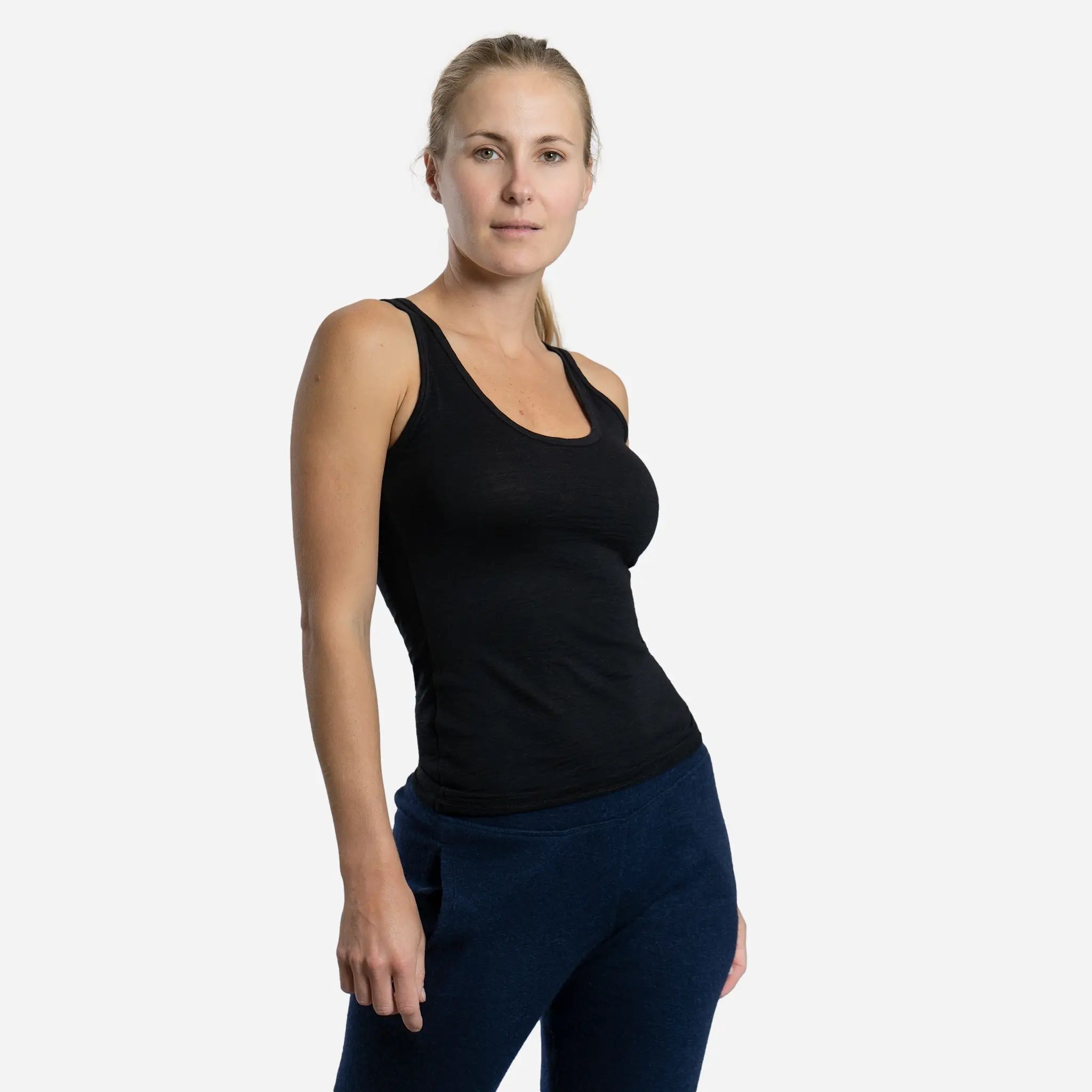 Ultralight Women's Alpaca Wool Tank Top - 160 GSM Soft & Breathable Summer Layering Piece for Travel & Outdoor Activities