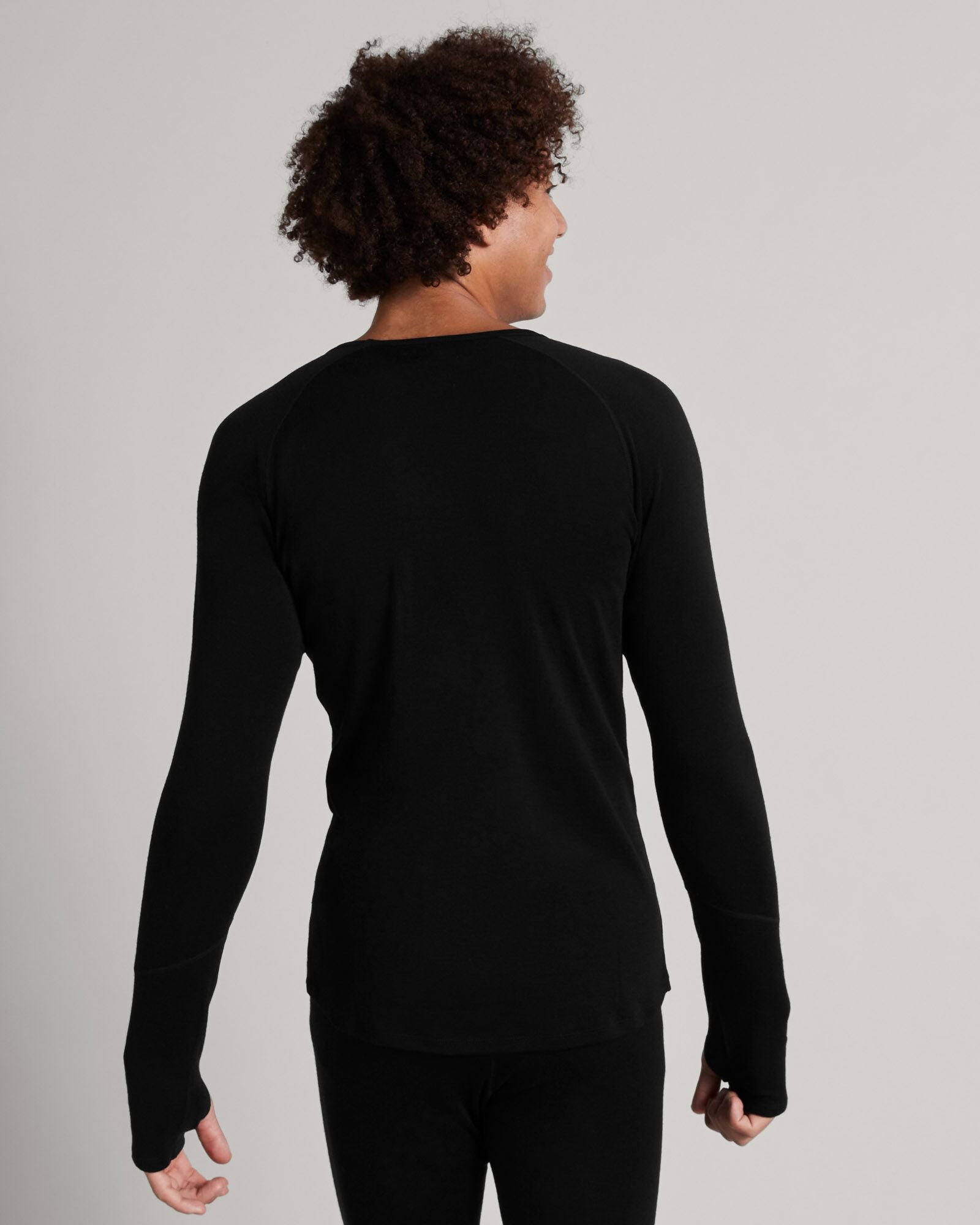 KMD Merino Wool Baselayer Long Sleeve Top for Men - Black | Thermal Underwear for Hiking, Skiing & Outdoor Activities