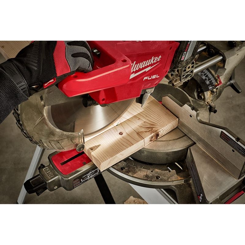 M18 FUEL 18V Brushless Cordless 12-Inch Dual Bevel Sliding Compound Miter Saw Kit - Professional Woodworking & DIY Projects