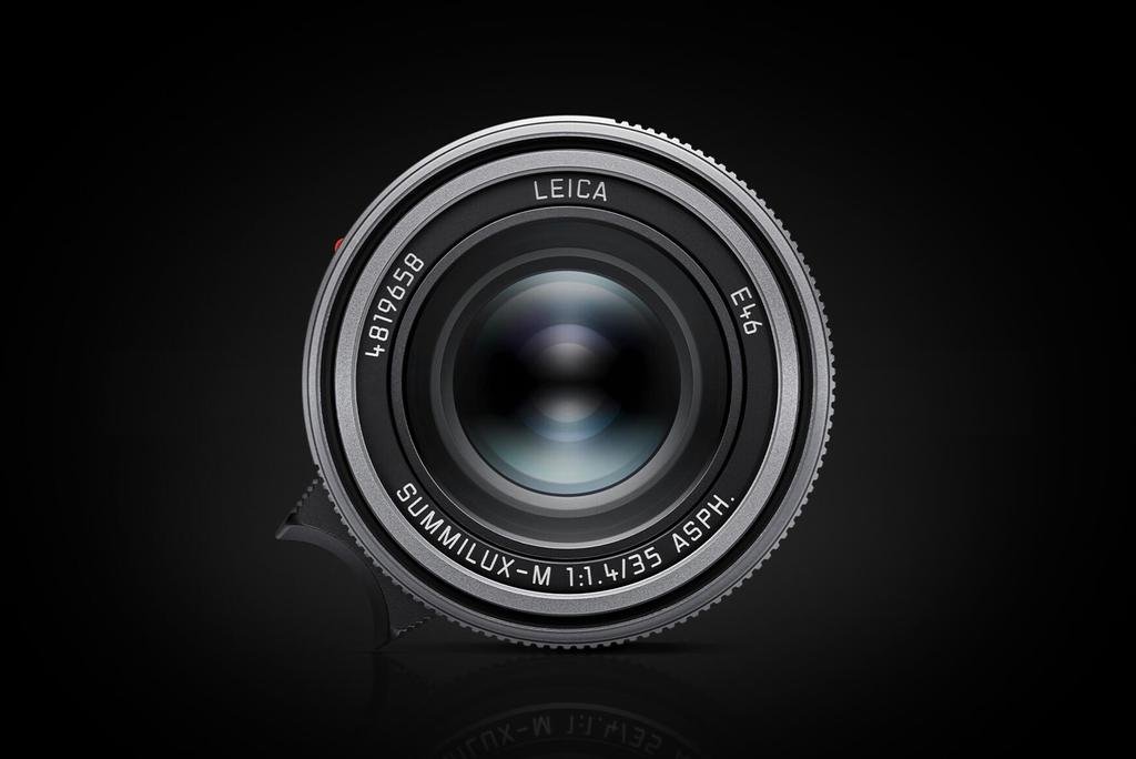 Leica Summilux-M 35mm f/1.4 ASPH Silver Lens - Premium Fast Aperture Prime Lens for Leica M Mount Cameras - Perfect for Street Photography, Low Light & Portrait Shooting