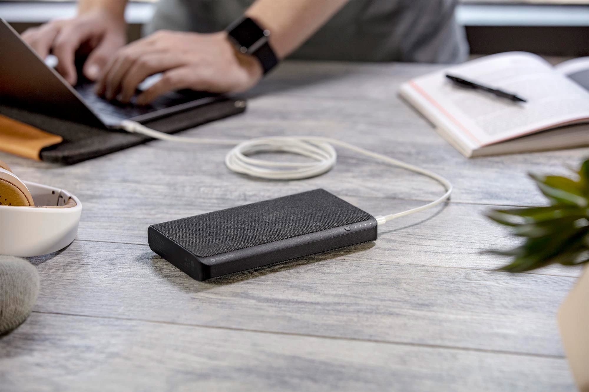 Mophie 26,000mAh USB-C PD Fast Charging Power Bank for Laptop, MacBook Air, iPad, iPhone, Galaxy - Portable Charger for Work, Travel & Outdoor Adventures (Black)