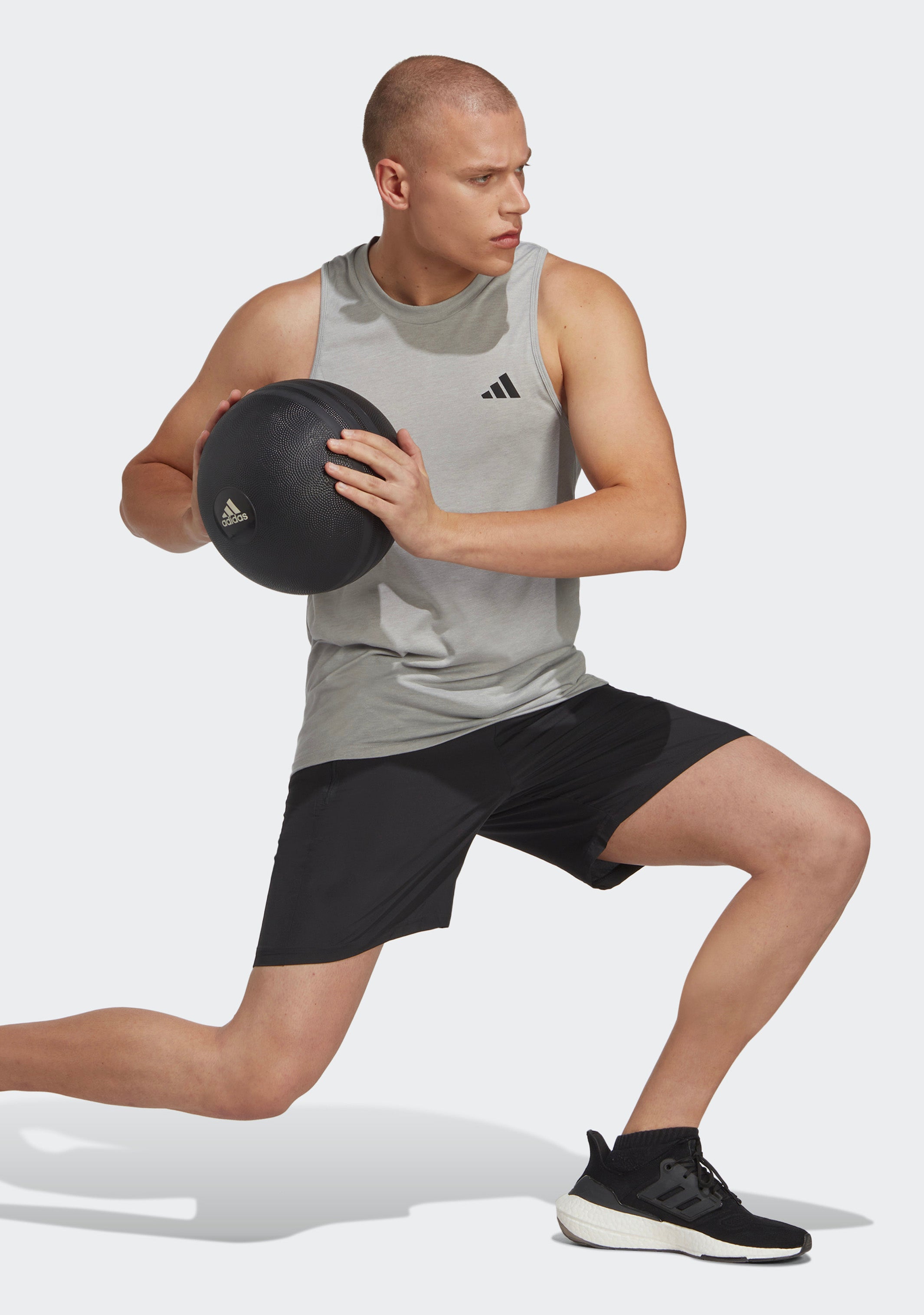 Adidas Men's Train Essentials Woven Training Shorts - Lightweight Breathable Gym Workout Shorts for Running, Basketball & Casual Wear