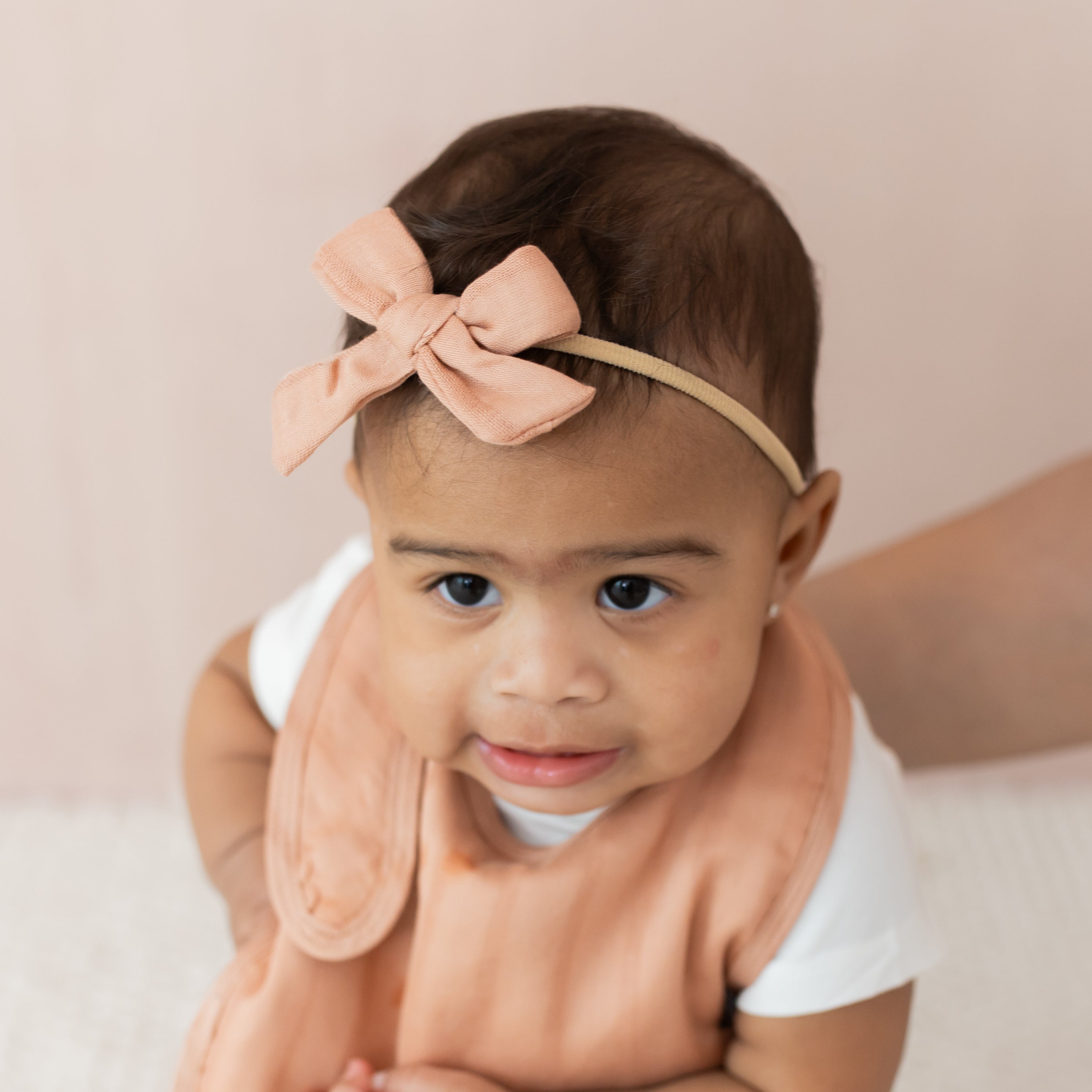 Soft Bamboo Muslin Medium Bow Headband in Fawn - Perfect for Baby Girls, Toddlers & Newborns Photo Shoots & Everyday Wear