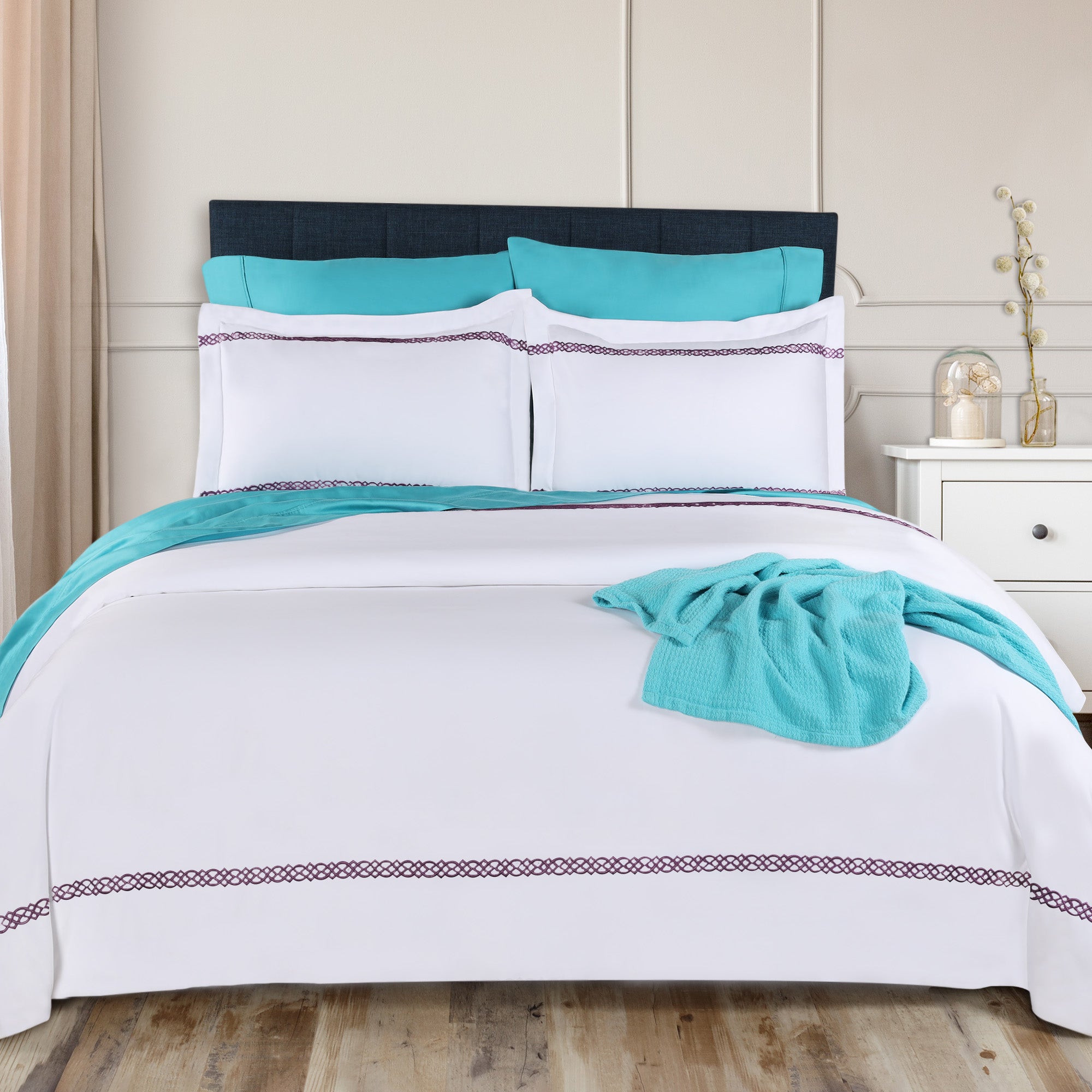 Luxury 1000 Thread Count Egyptian Cotton Embroidered Duvet Cover Set - King Size Bedding for Hotel & Home Decor