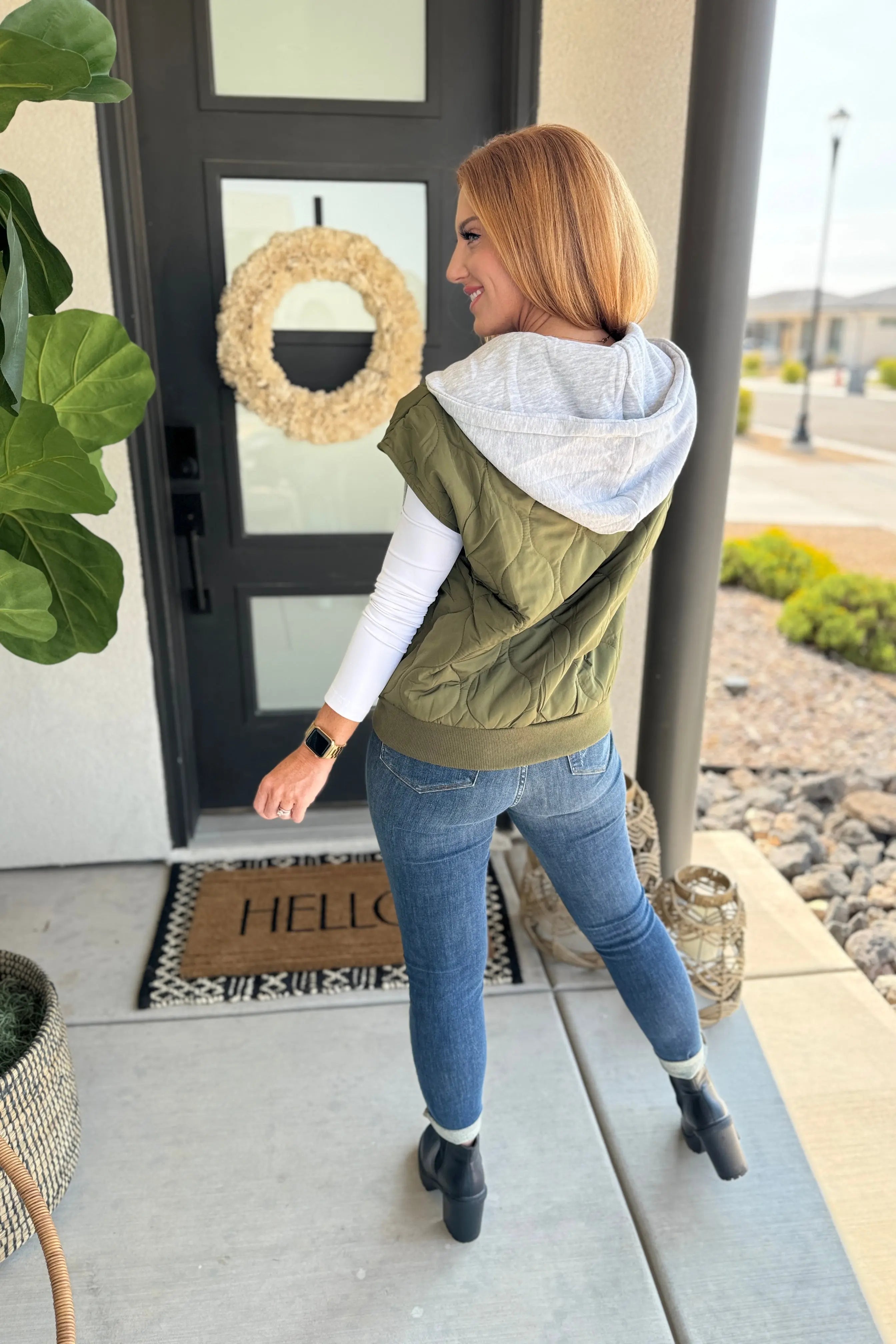 PREORDER: Cheyenne Hooded Puffer Vest for Women - Lightweight Winter Jacket in Black & Navy Blue | Outdoor Hiking, Camping & Cold Weather Fashion