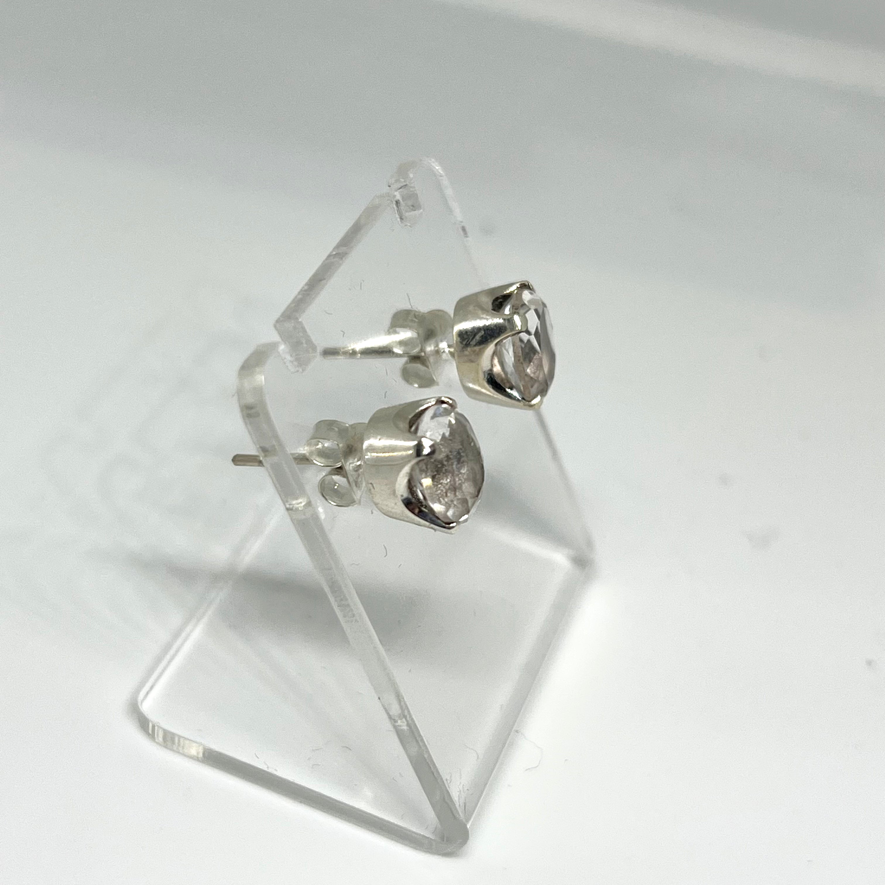 Clear Quartz Oval Faceted Gemstone 4 Claw Set Stud Earrings - PSE013 - Perfect for Everyday Wear & Special Occasions