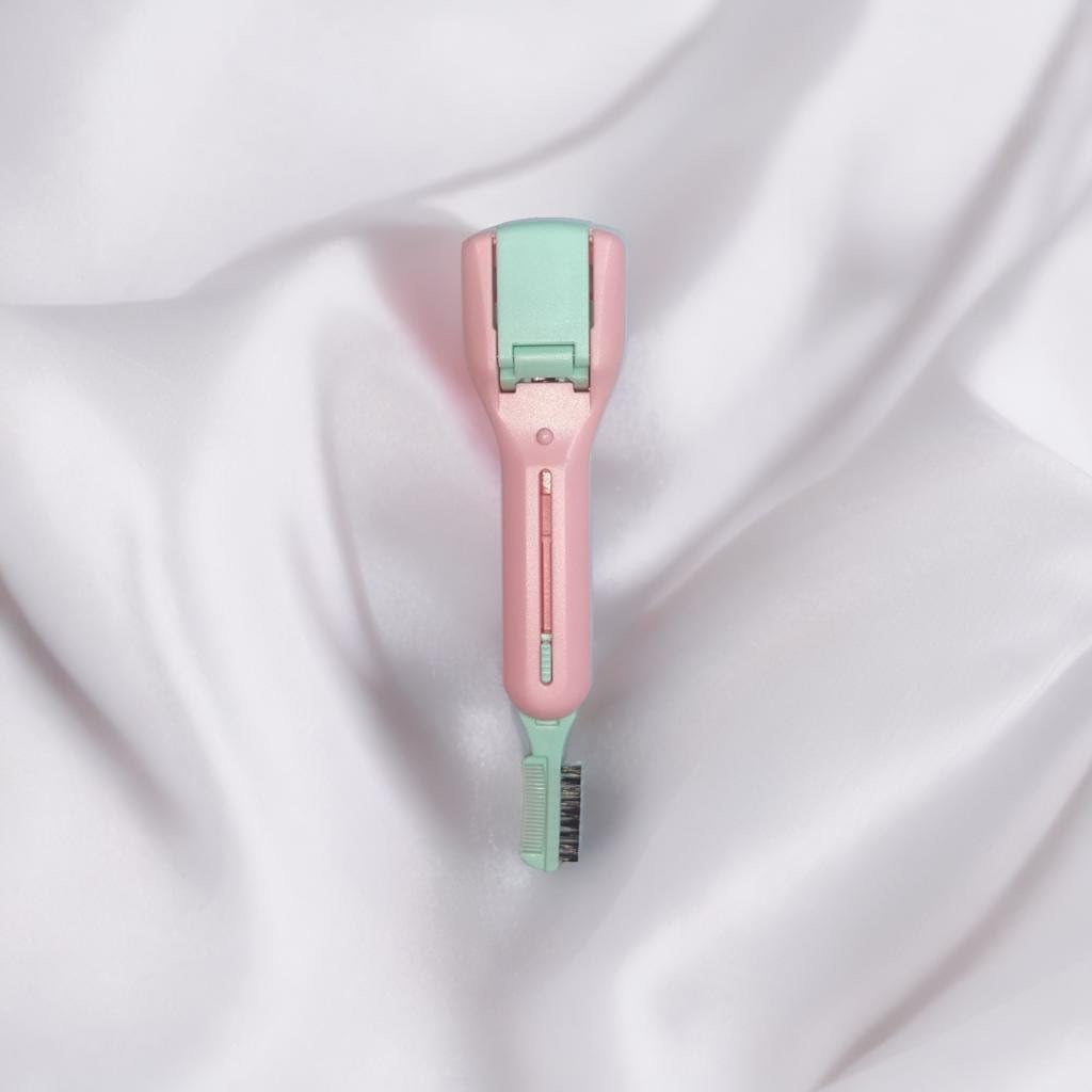 **Hawtlash Professional False Eyelash Curler – Precise Eyelash Curling Tool for Long-Lasting Curls | Gentle & Comfortable for Natural or Dramatic Looks | Perfect for Parties, Weddings & Everyday Glam**