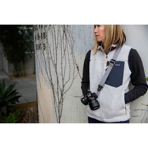 Peak Design Slide Camera Strap [2017] - Ash Gray - Adjustable & Comfortable for DSLR, Mirrorless Cameras - Perfect for Travel, Hiking & Photography Enthusiasts