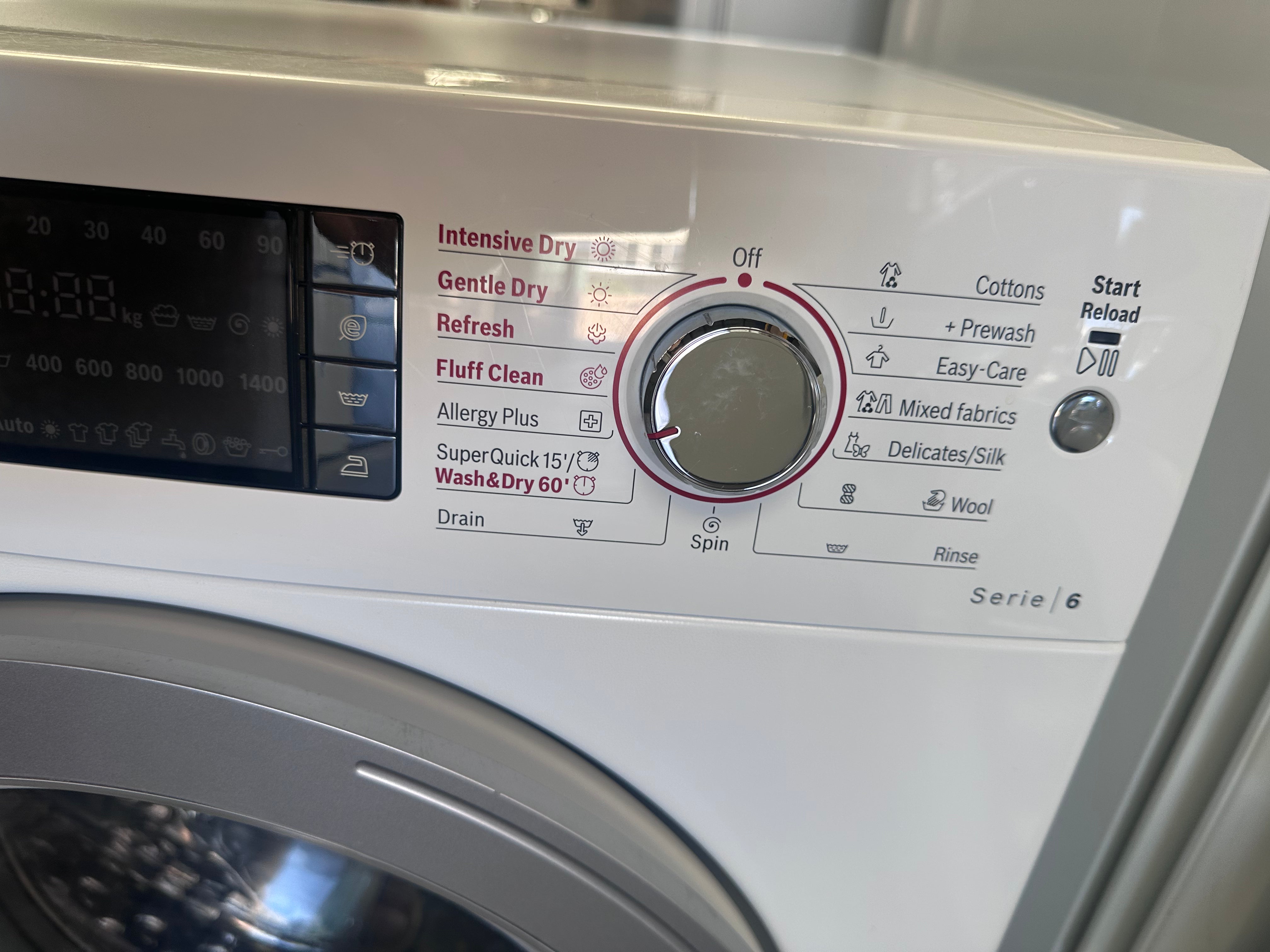 Refurbished Bosch 8kg/4kg Washer Dryer Combo - Energy Efficient Laundry Solution for Apartments & Small Homes | Perfect for Space-Saving & Convenient Washing/Drying