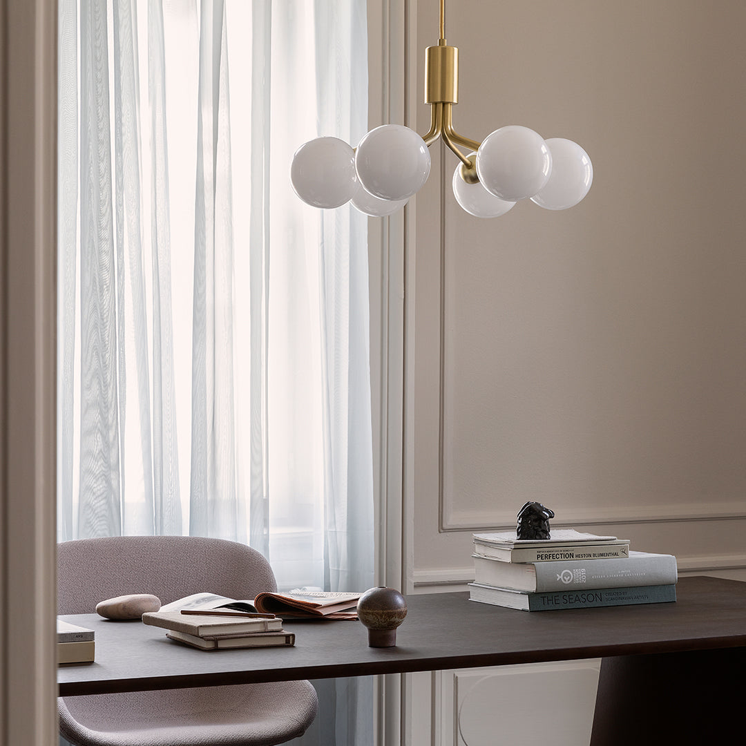 Apiales 6-Light Crystal Chandelier - Elegant Dining Room Lighting Fixture for Home Decor | Perfect for Living Room, Bedroom, or Entryway