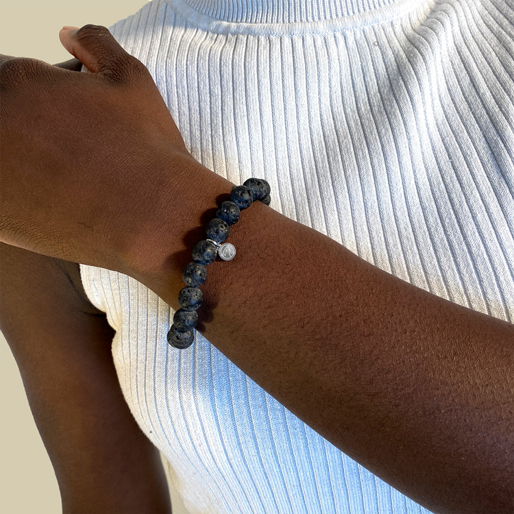 Lava Rock Bracelet for Men & Women - Natural Volcanic Stone Beads for Stress Relief & Healing - Adjustable Elastic String - Perfect for Meditation, Yoga & Spiritual Gifts